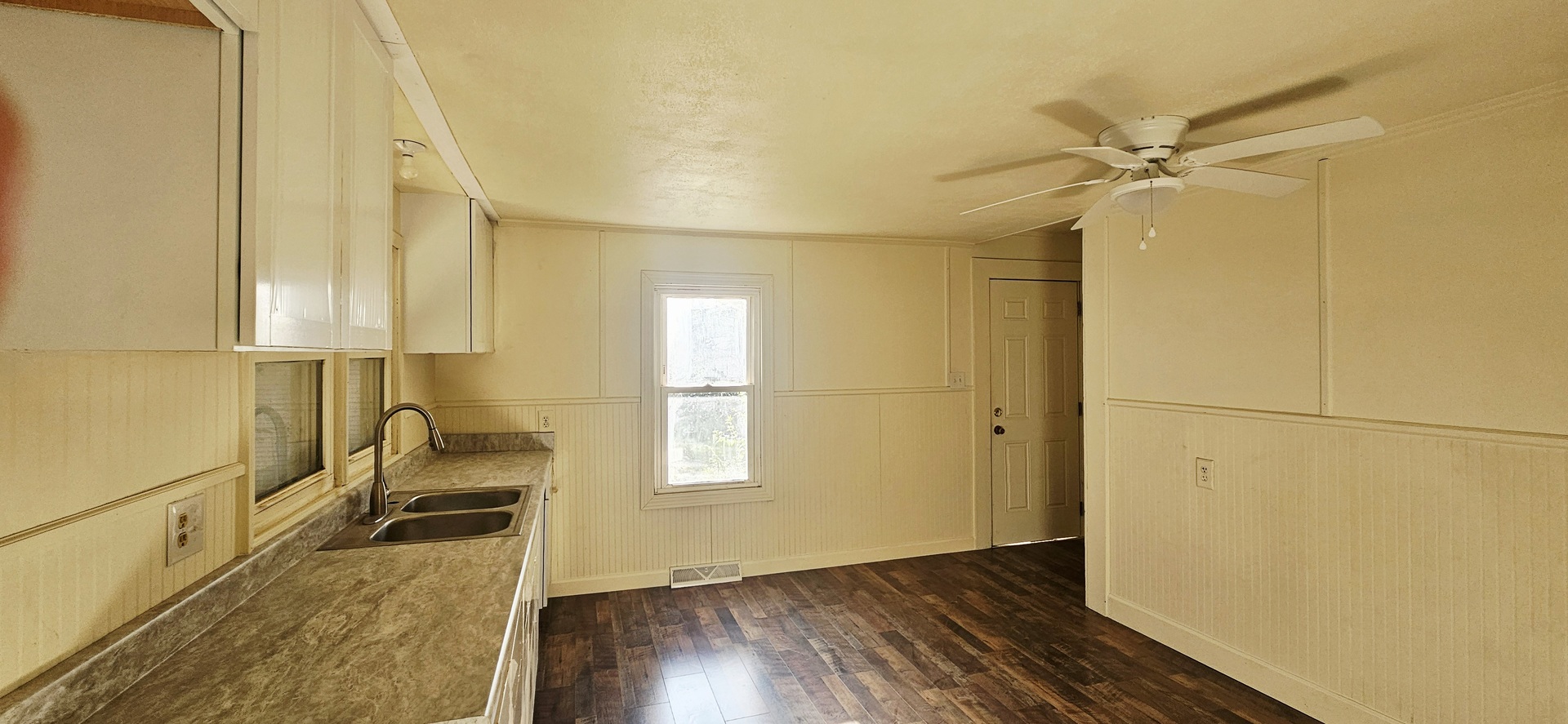 240 Raccoon Valley Road Property Photo 17