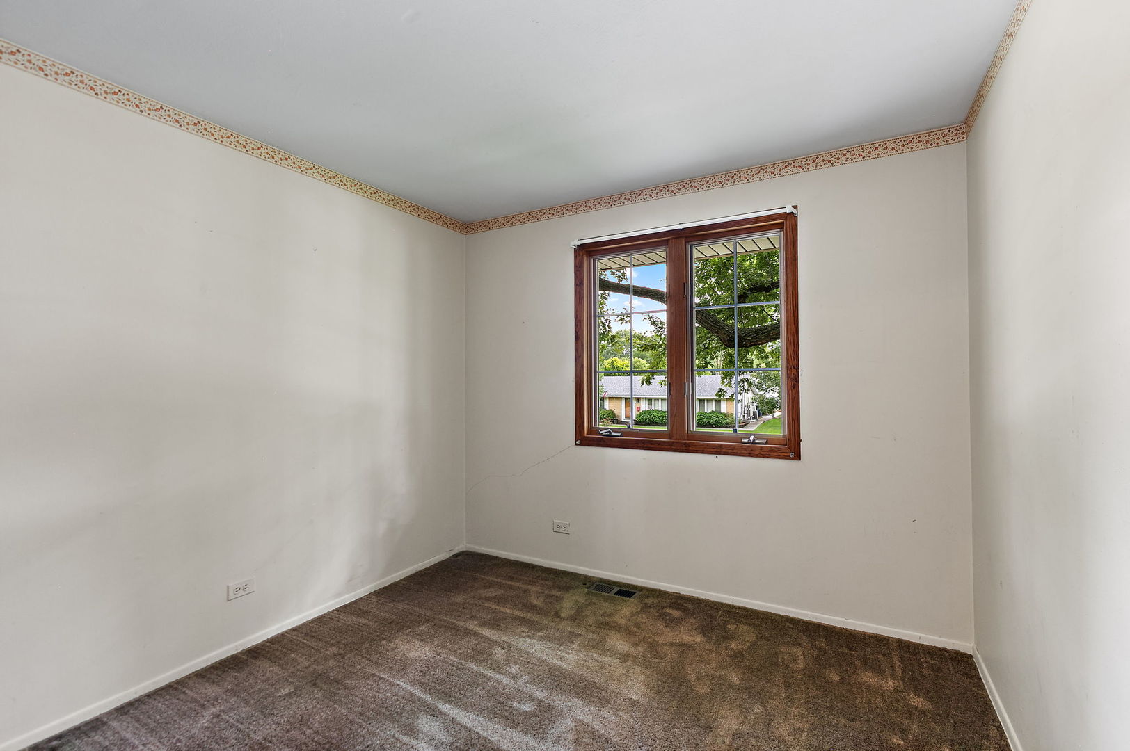 1804 Syracuse Lane Property Photo 14