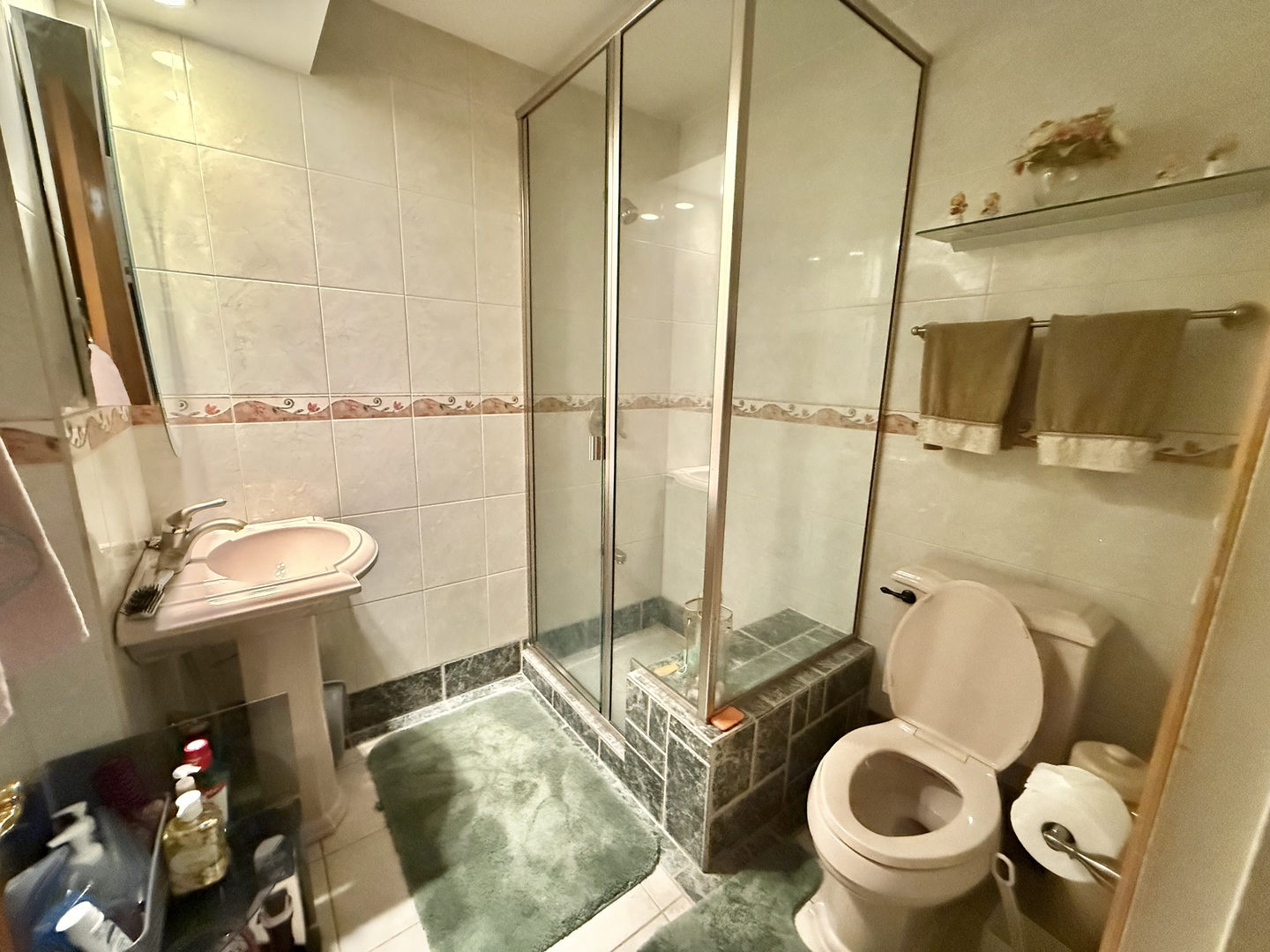 816 S Laflin Street Property Photo 21