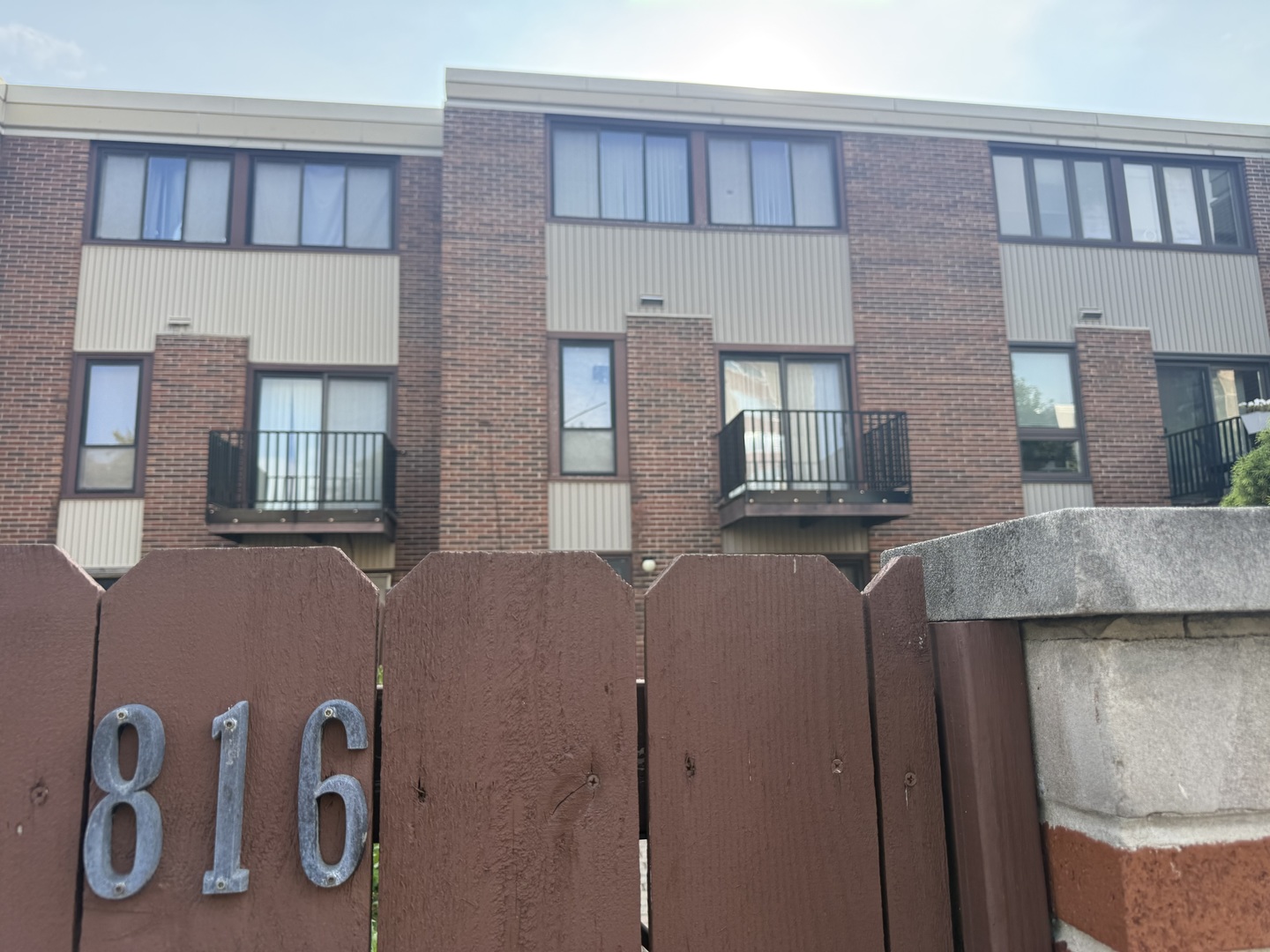 816 S Laflin Street Property Photo 27