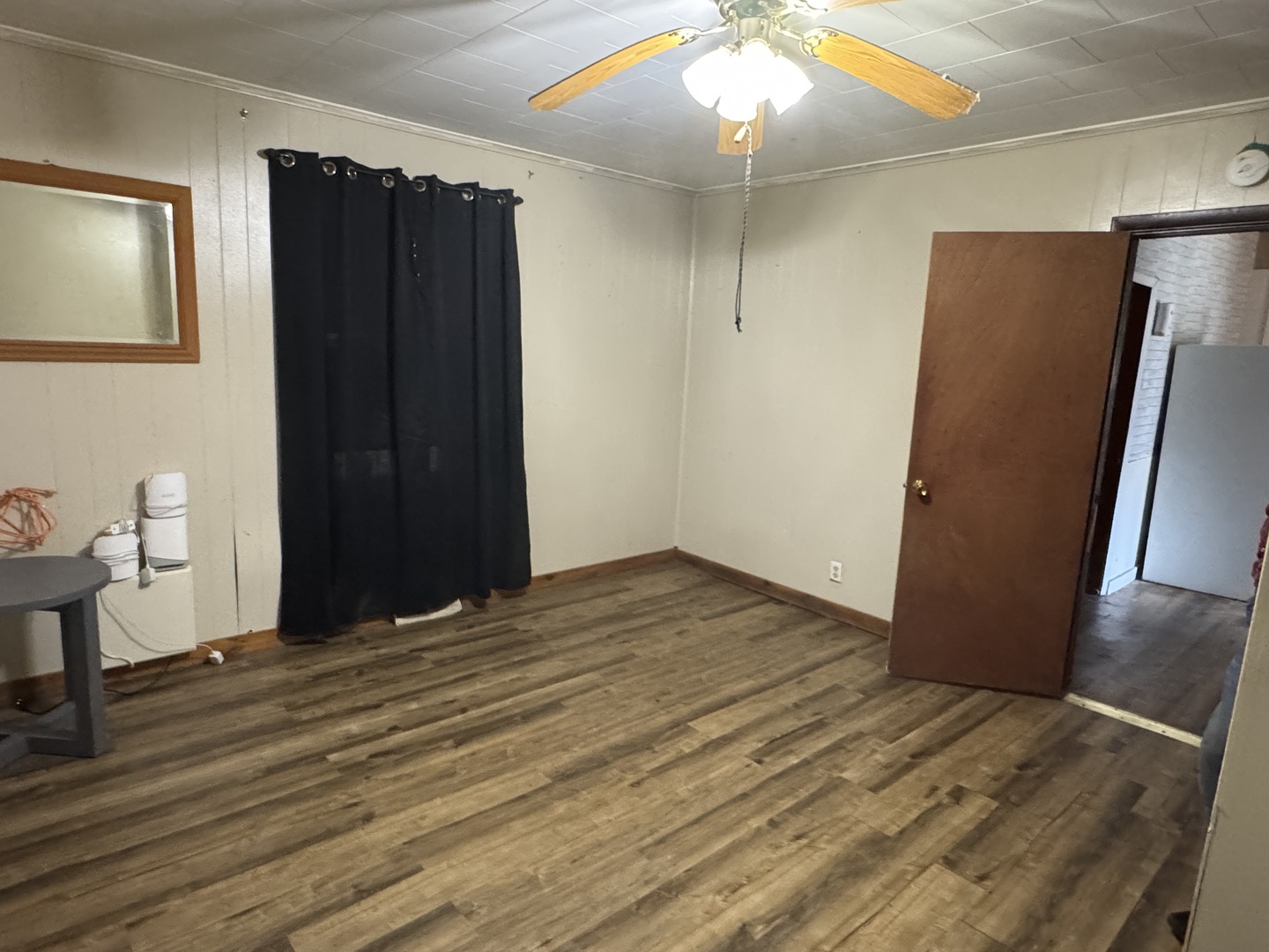 210 W Park Street Property Photo 6