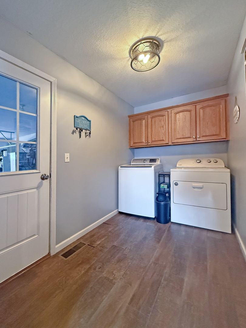 103 E Center Street Property Photo 11