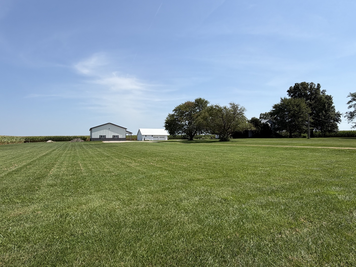 3620 S Kinsman Road Property Photo 1
