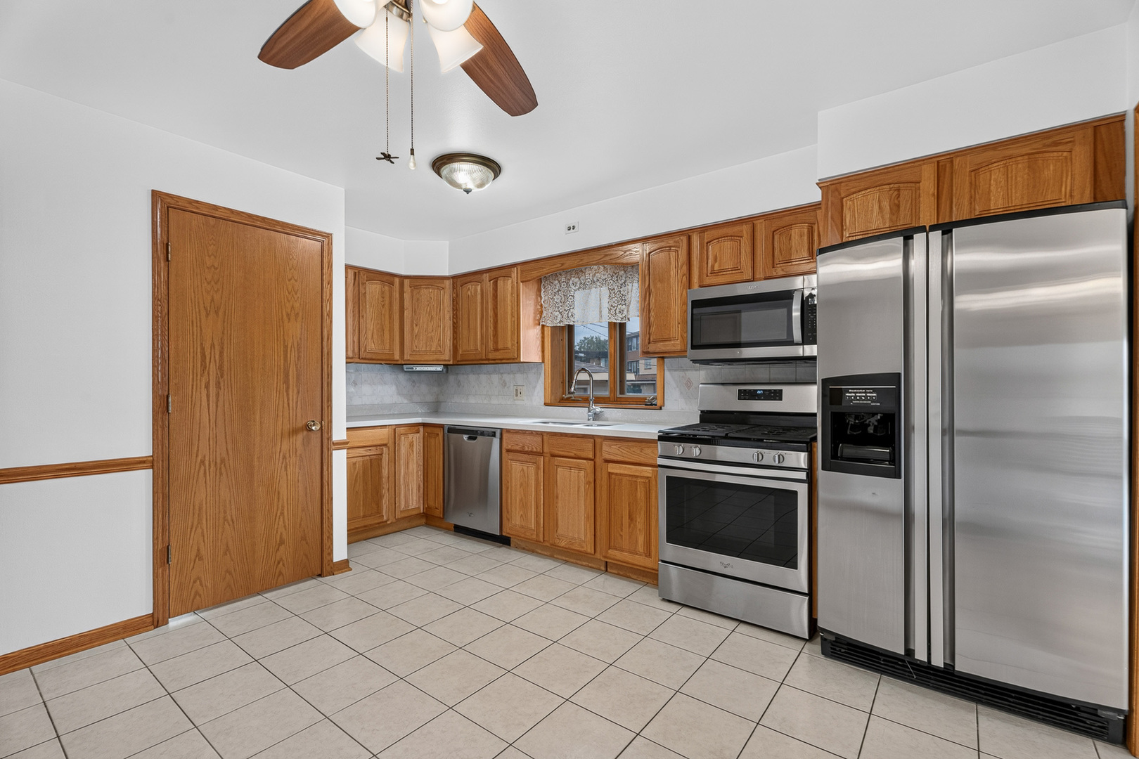4155 W 118th Place Property Photo 3