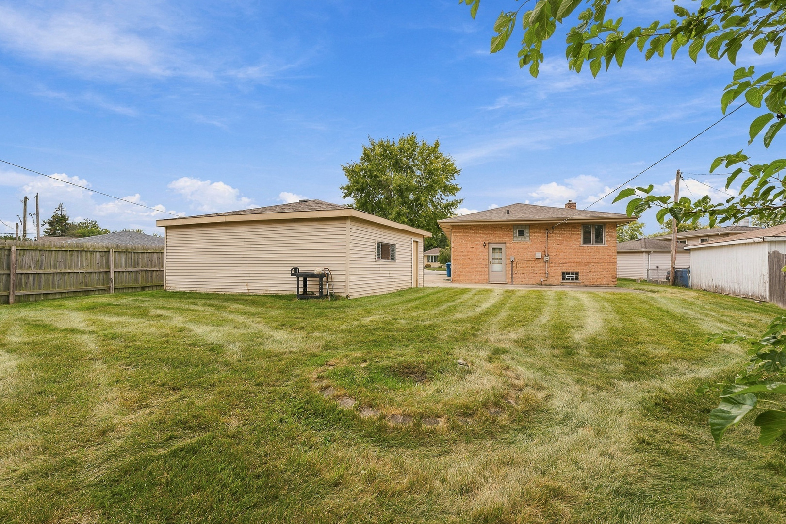 4155 W 118th Place Property Photo 27