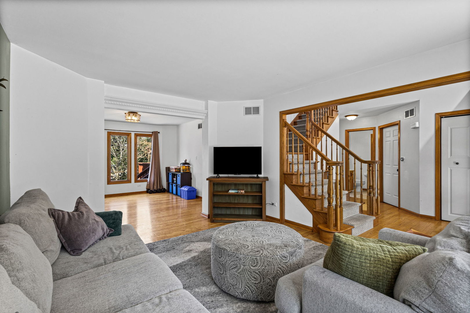 307 Cass Street Property Photo 12