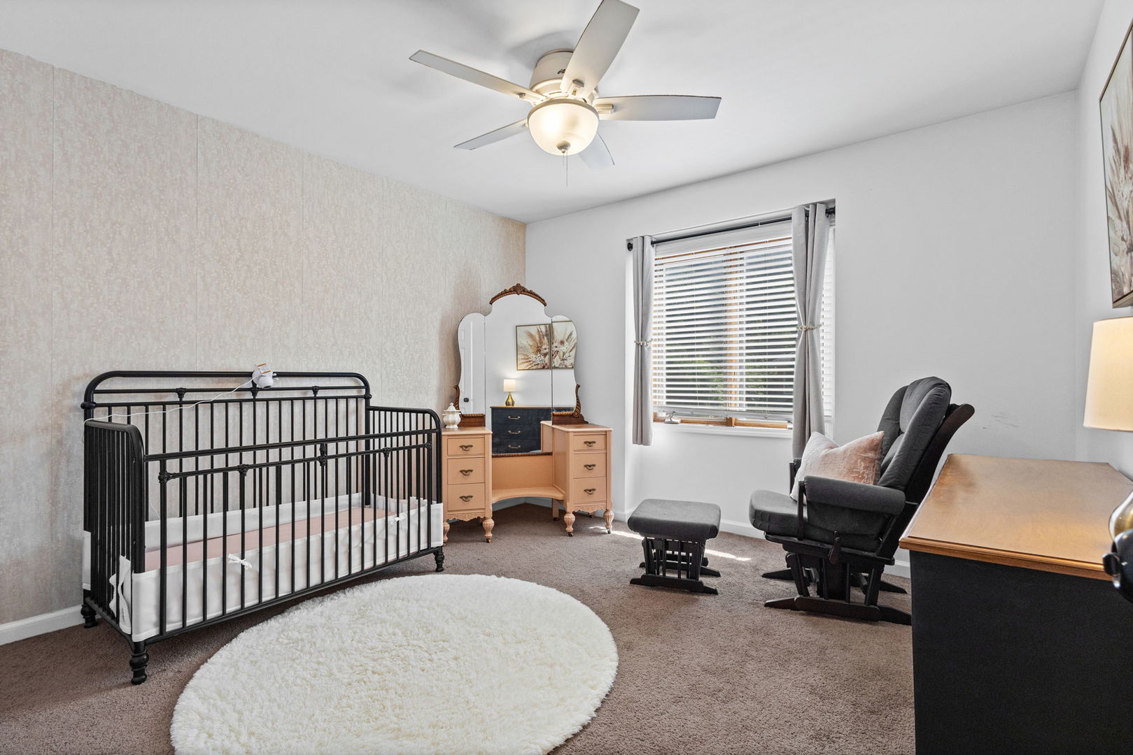 307 Cass Street Property Photo 24