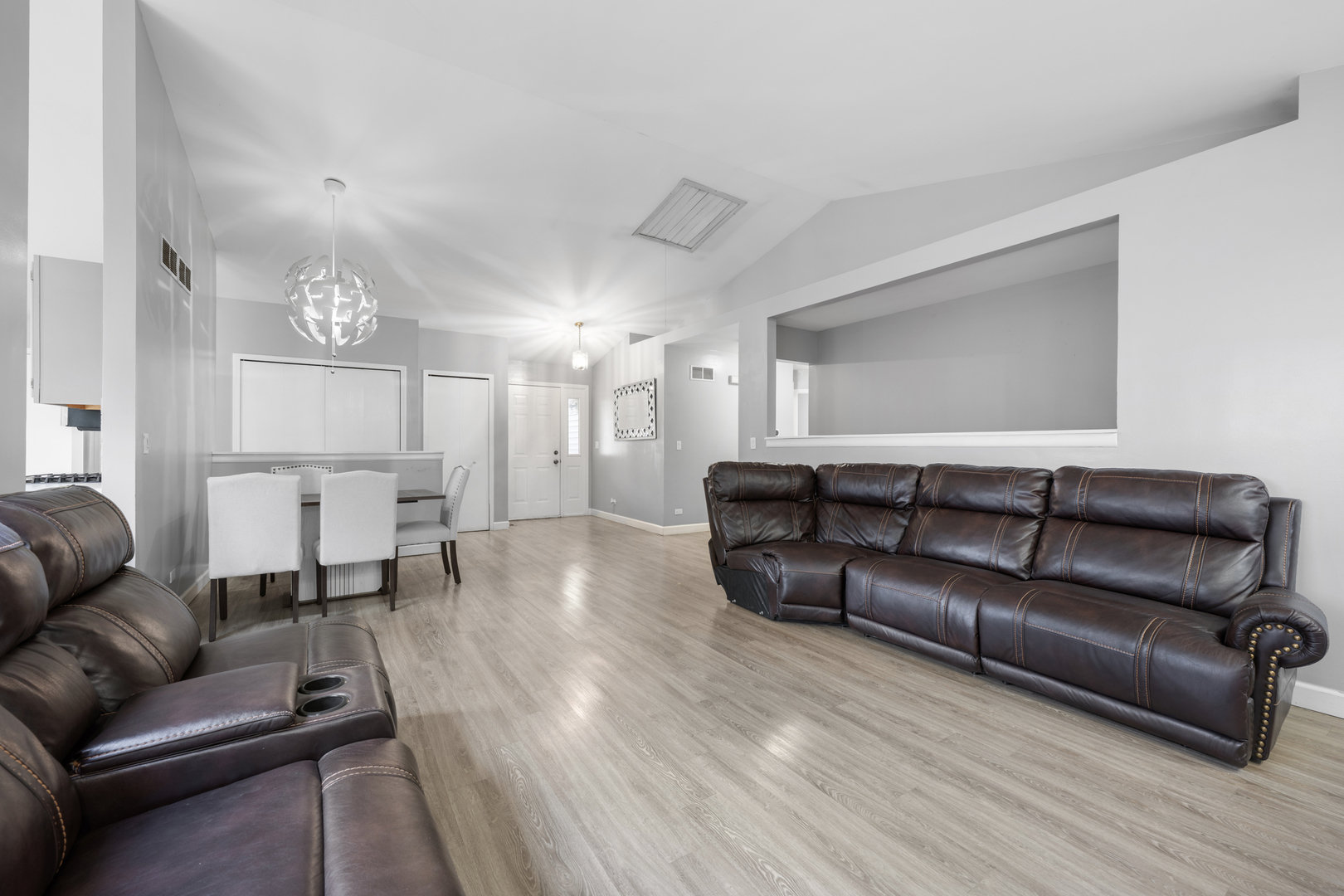 409 Vana Drive Property Photo 4