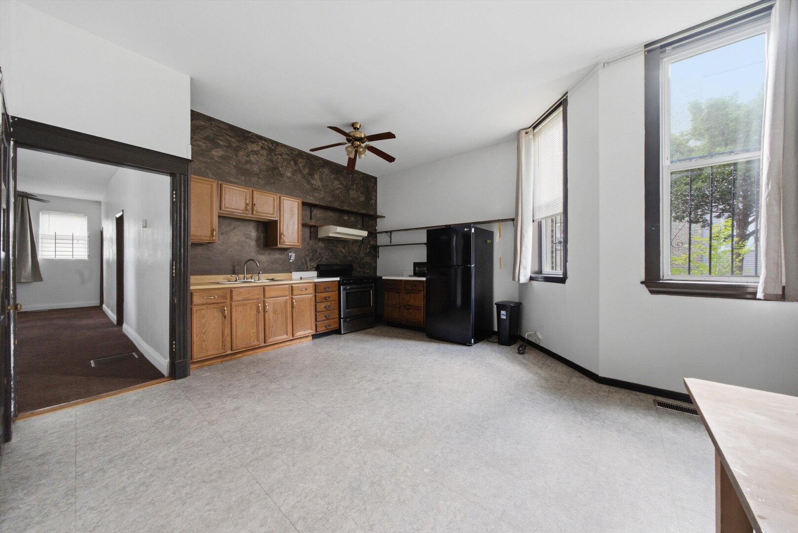 2500 W Walton Street Property Photo 15