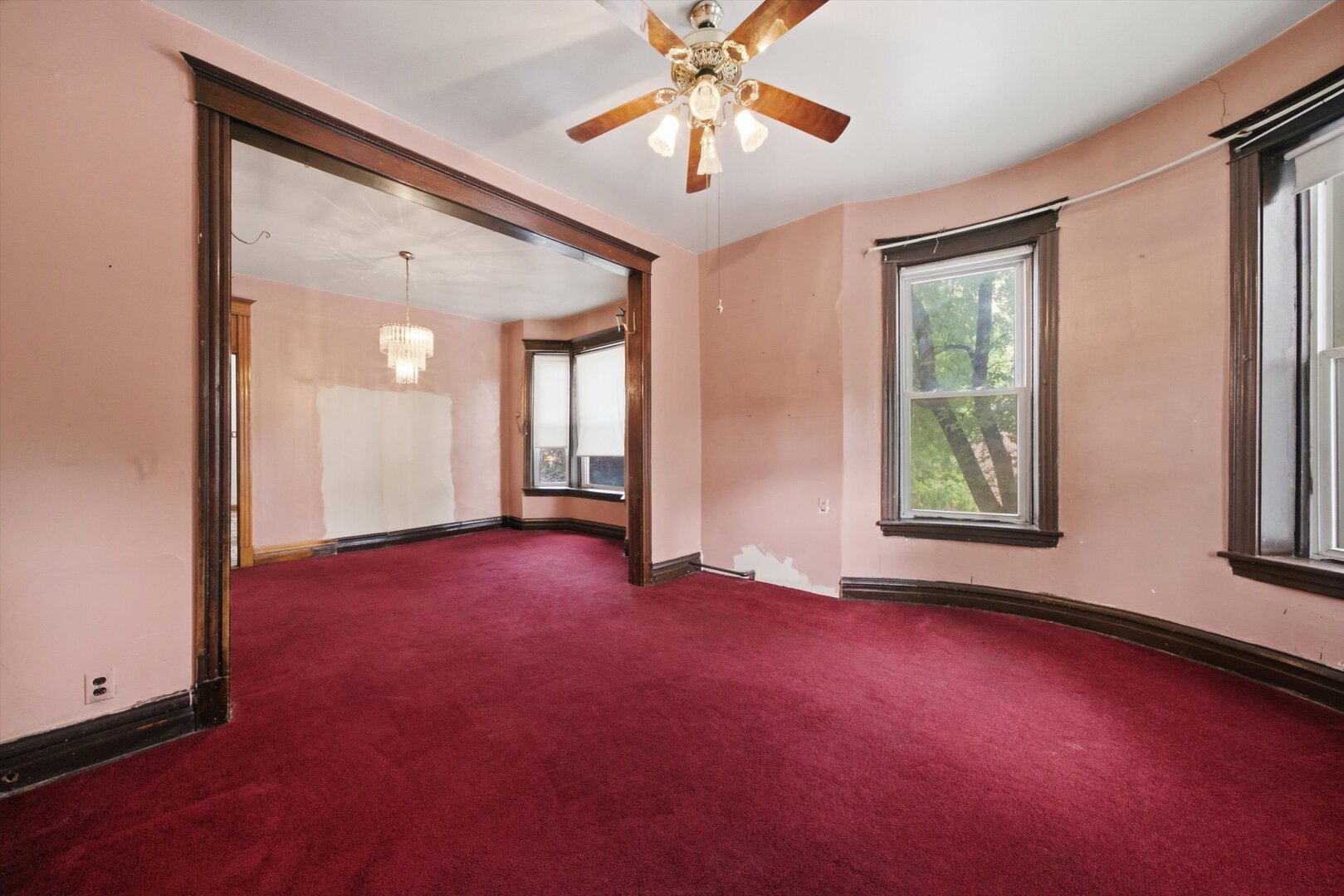 2500 W Walton Street Property Photo 27