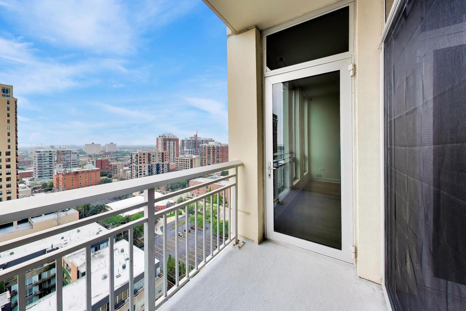 1400 S Michigan Avenue 1806 Property Photo 19