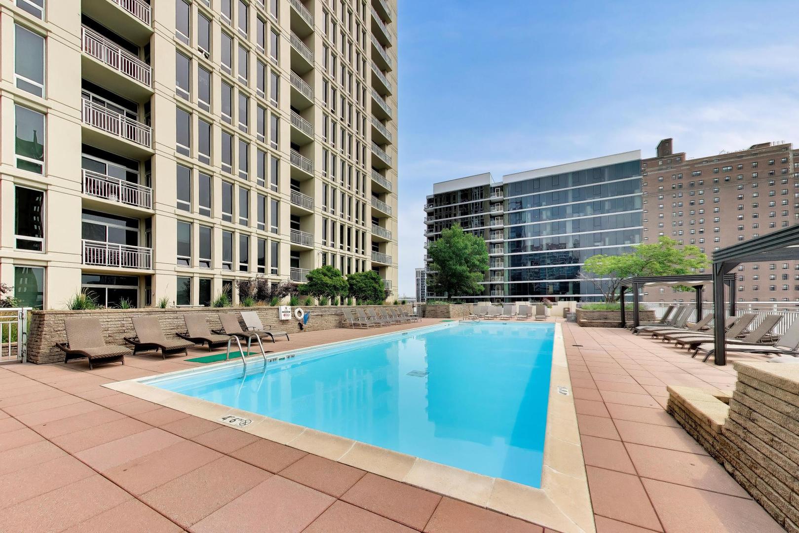 1400 S Michigan Avenue 1806 Property Photo 22
