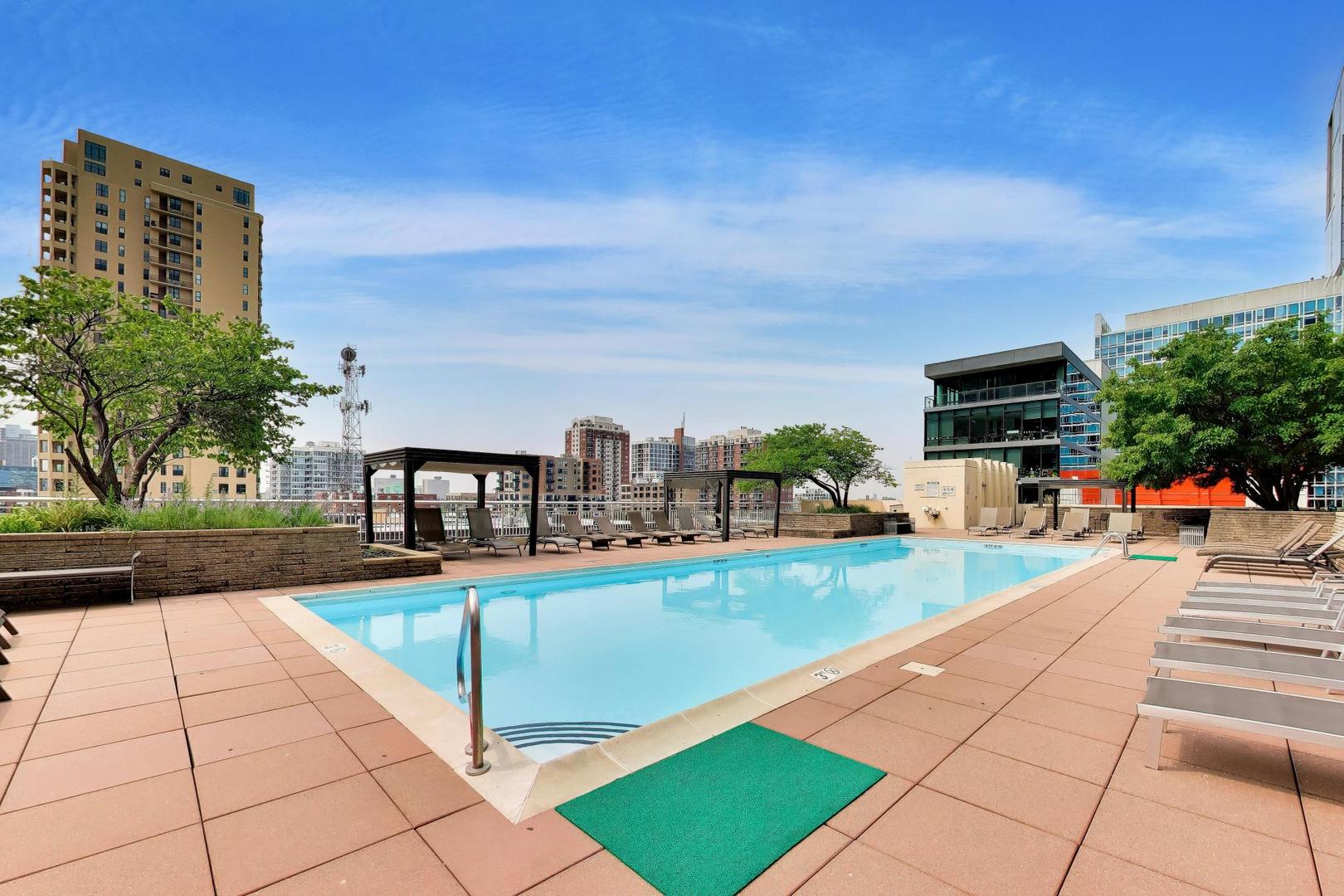 1400 S Michigan Avenue 1806 Property Photo 24