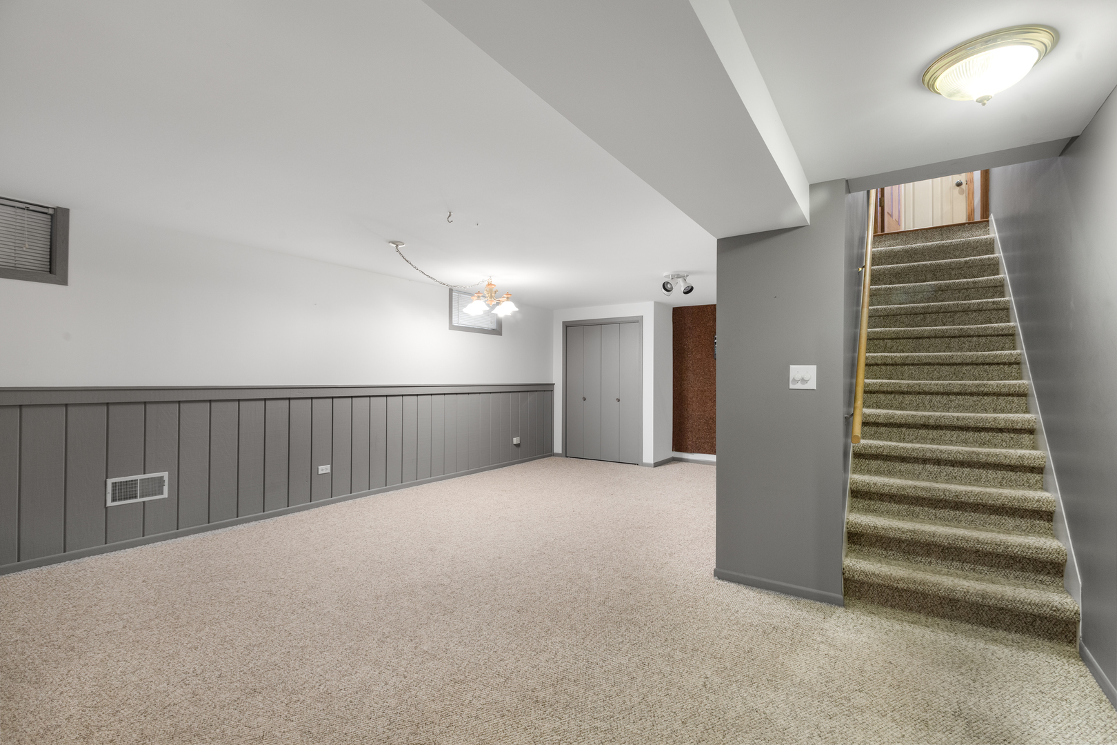 18207 W Big Oaks Road Property Photo 18