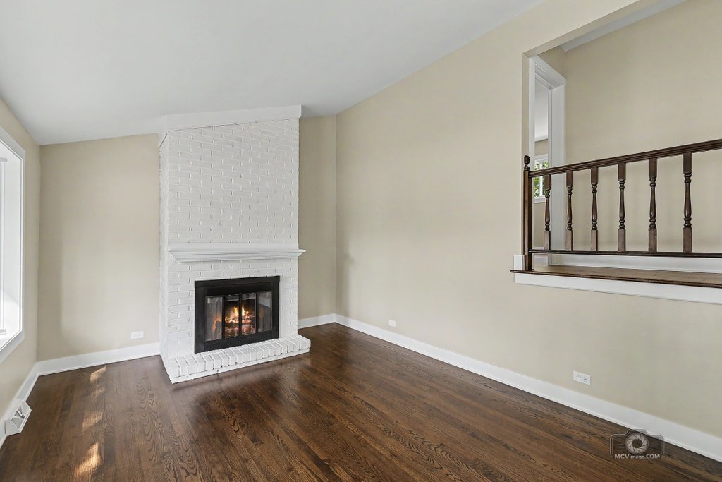 218 E Central Avenue Property Photo 3