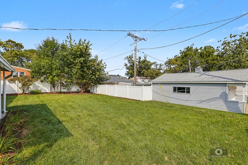 218 E Central Avenue Property Photo 23