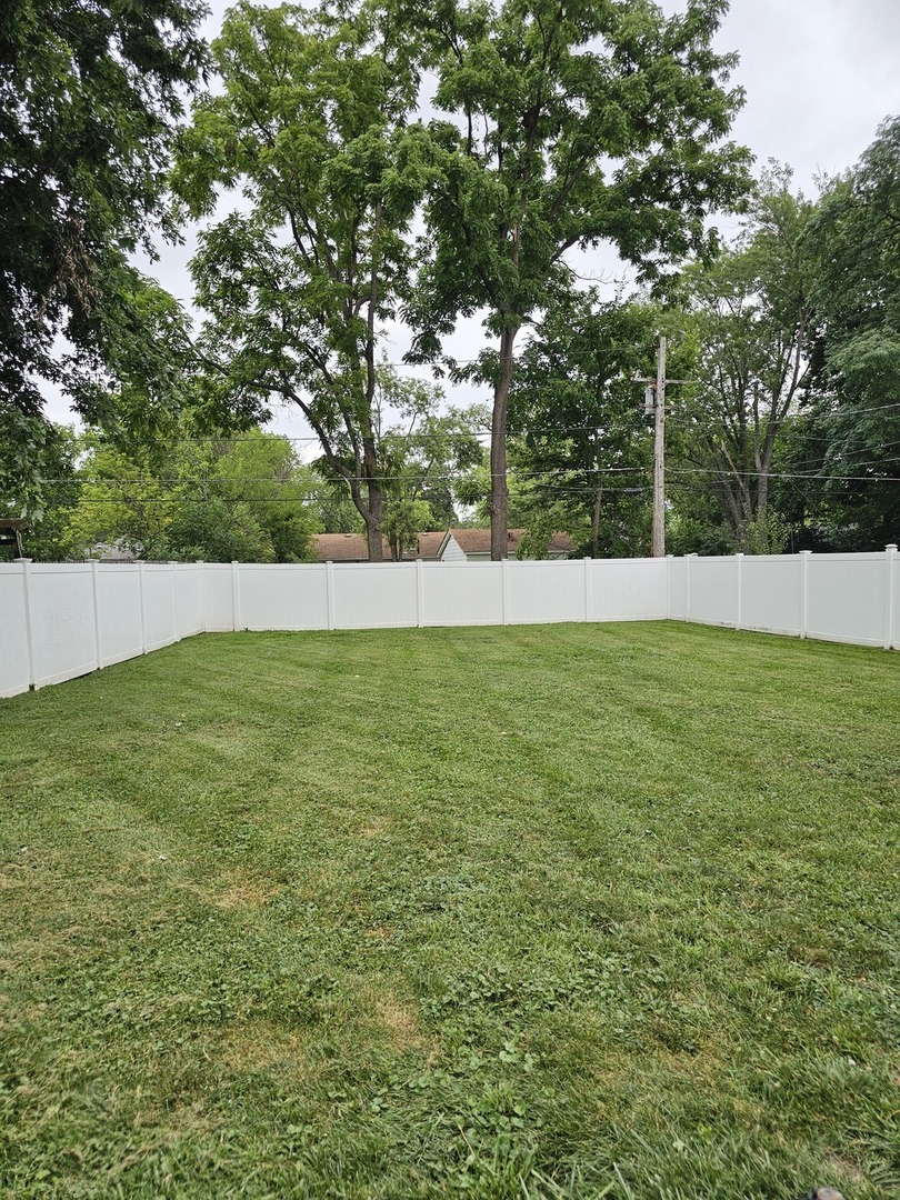 412 Suwanee Street Property Photo 8
