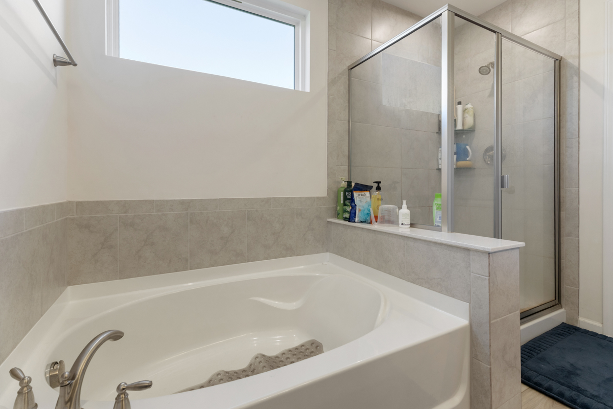 2215 Walnut Glen Boulevard Property Photo 18