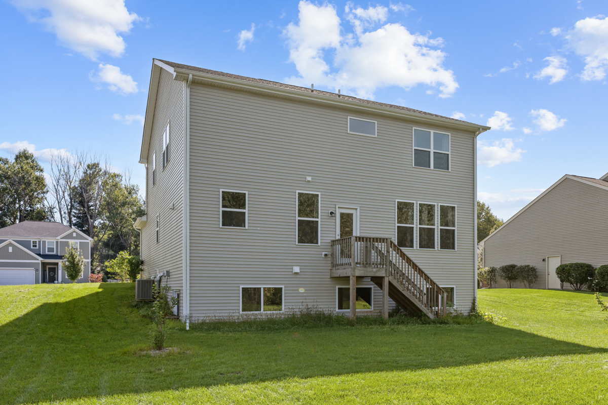 2215 Walnut Glen Boulevard Property Photo 24
