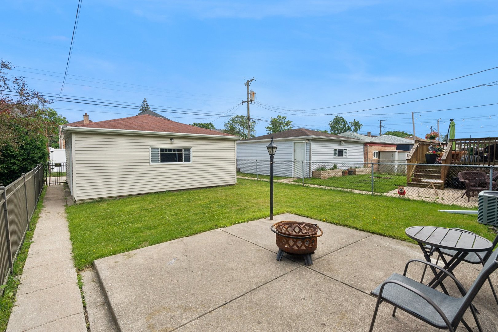 3737 N Cumberland Avenue Property Photo 29
