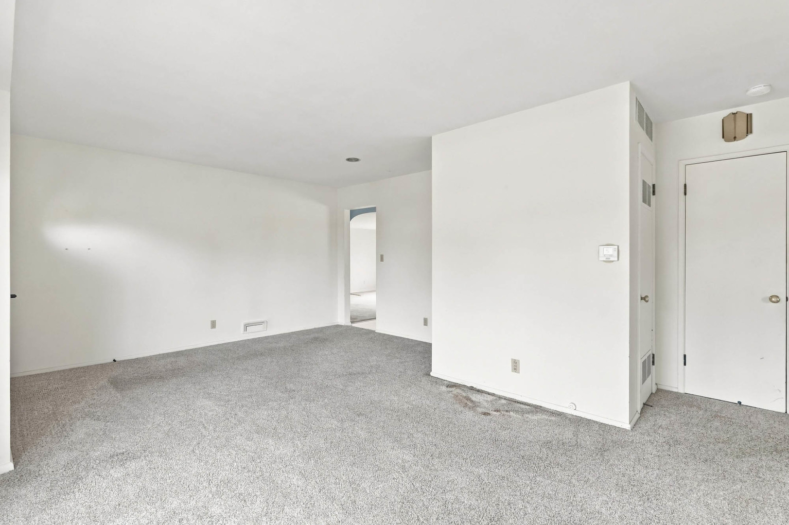 1727 W Garfield Street Property Photo 6