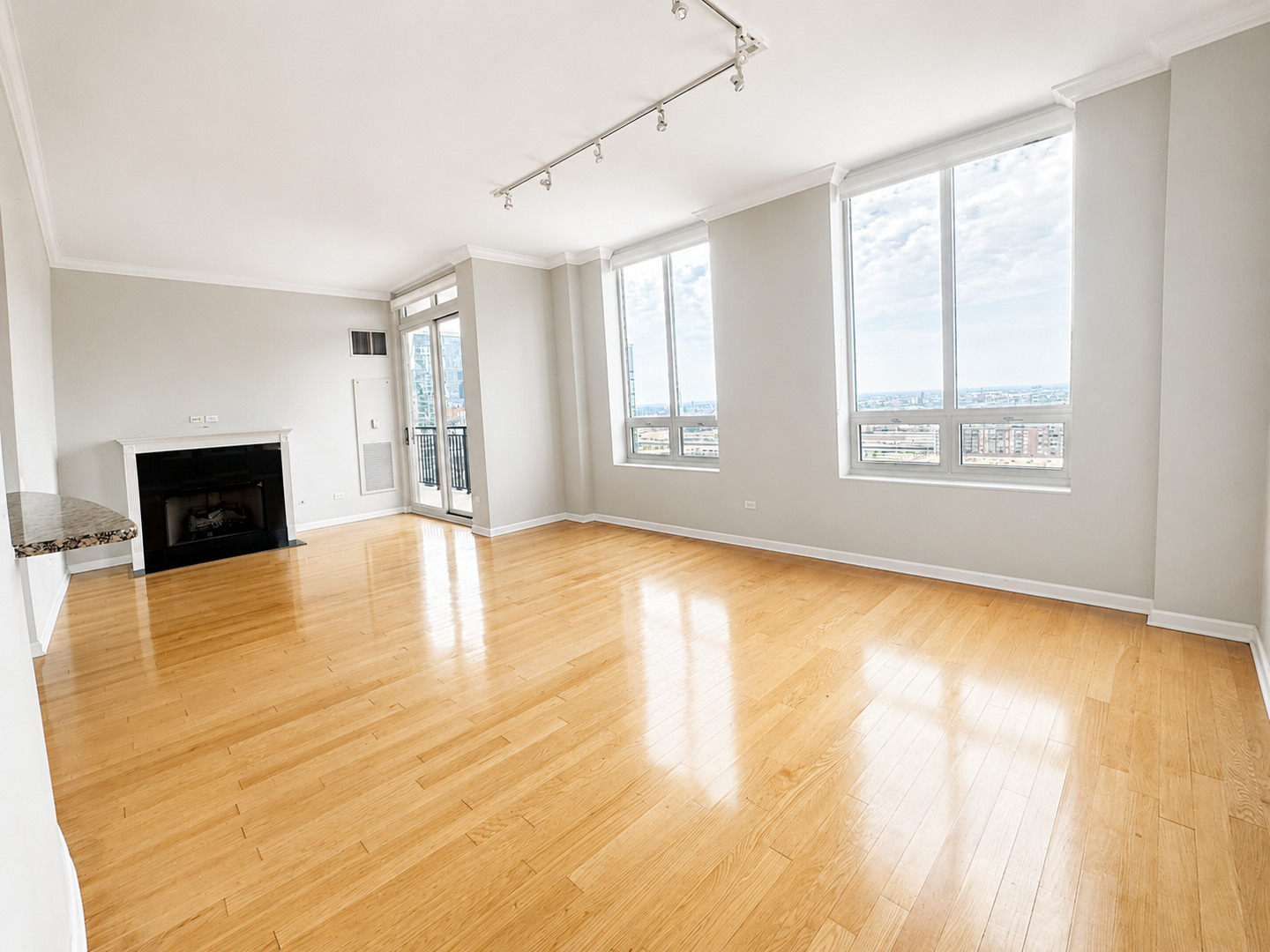 1111 S Wabash Avenue 2603 Property Photo 2