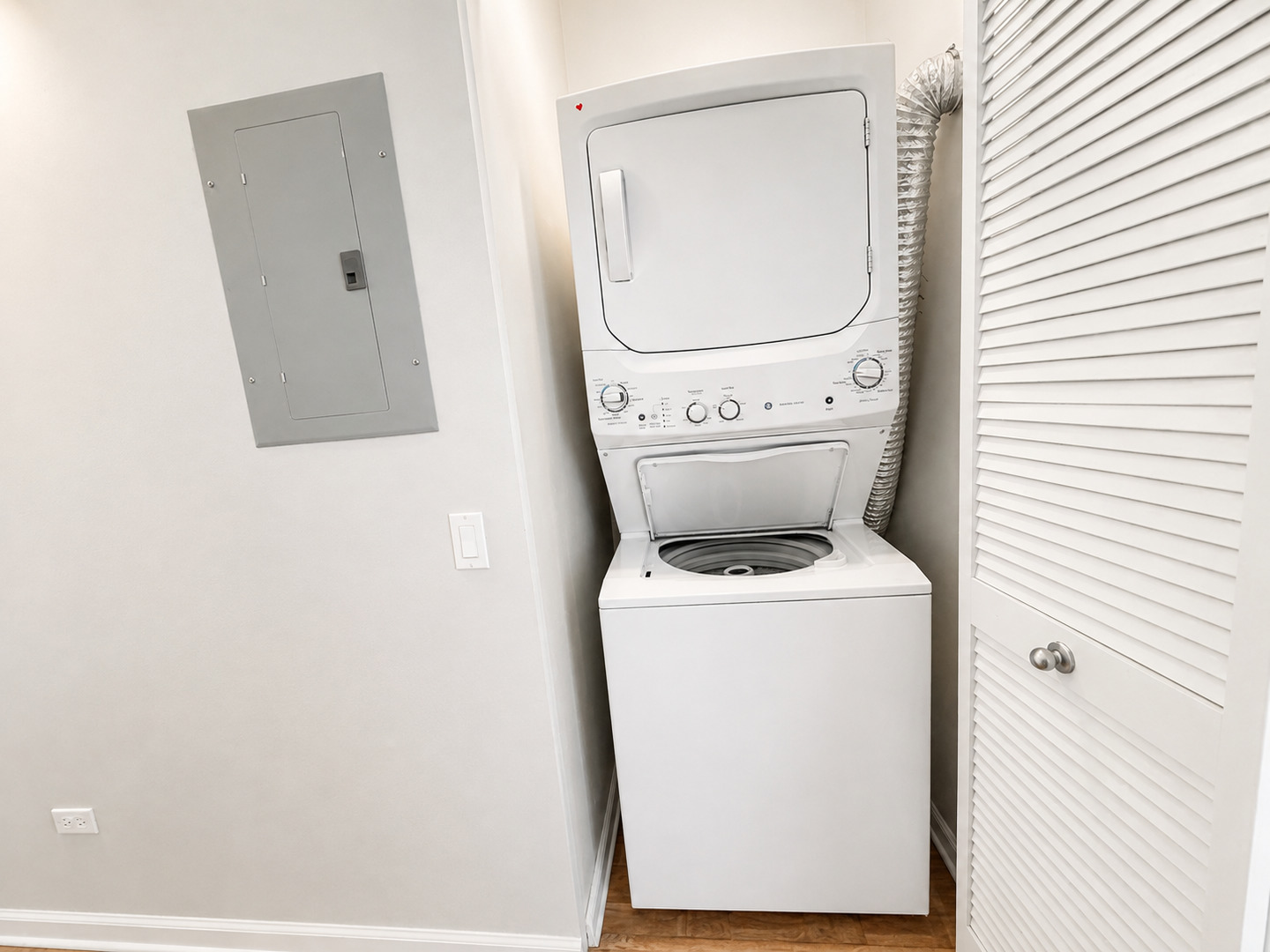 1111 S Wabash Avenue 2603 Property Photo 15