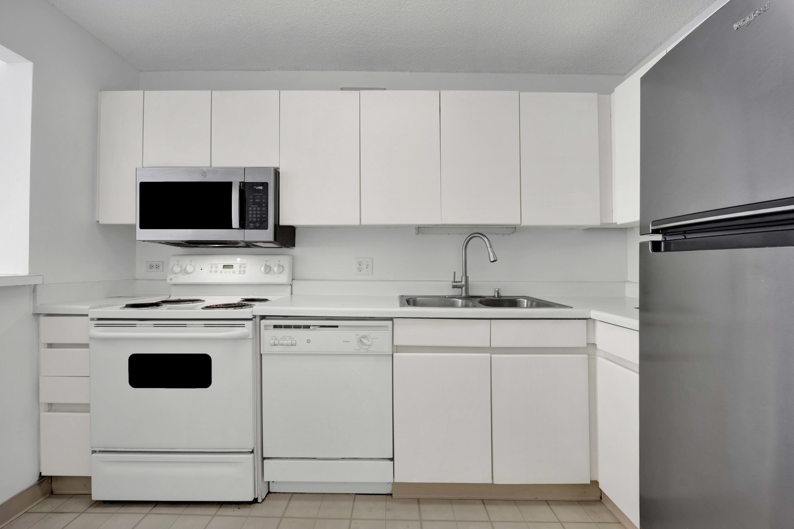 440 N Wabash Avenue 1008 Property Photo 18