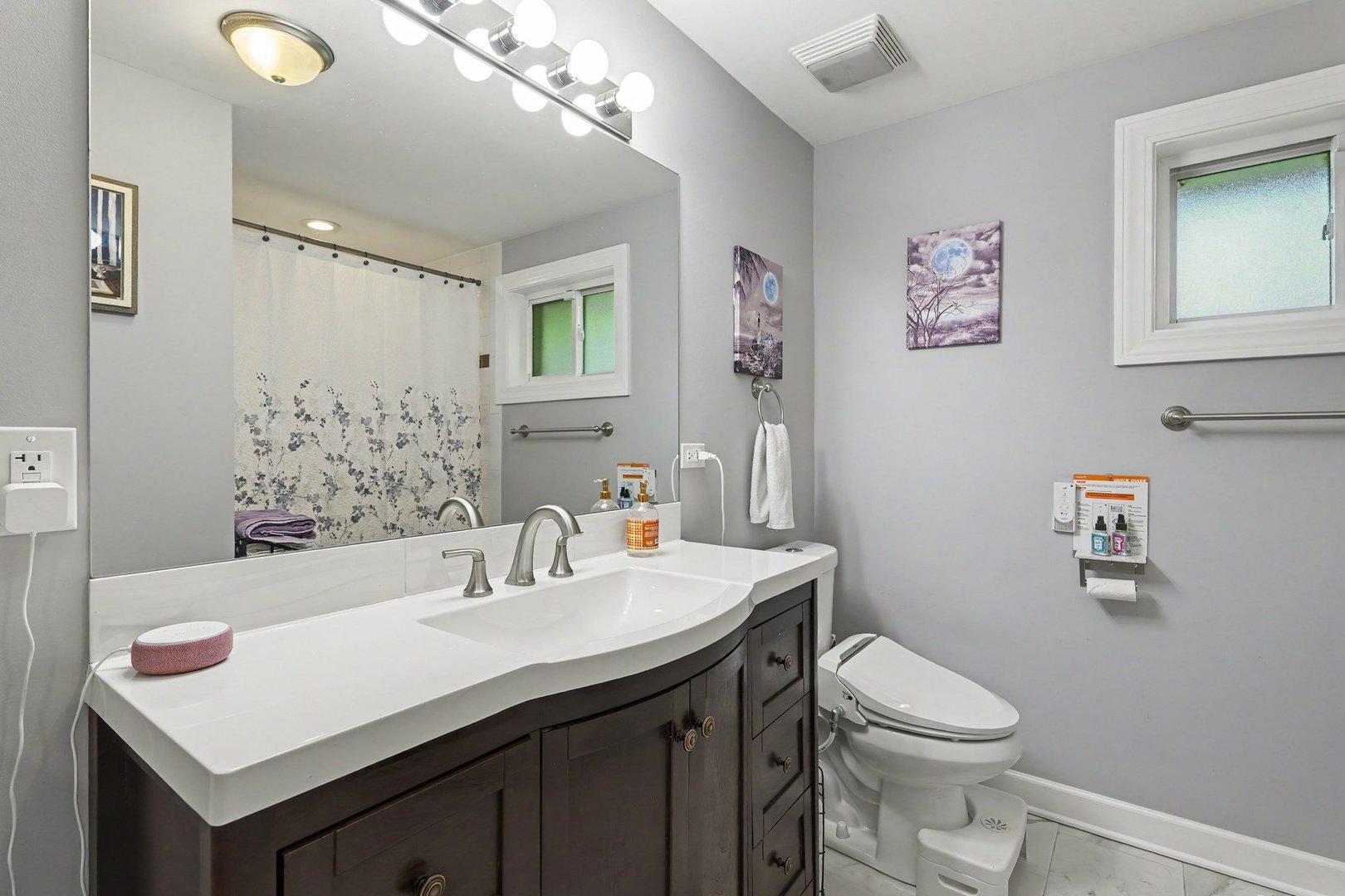 908 E 159th Place Property Photo 10