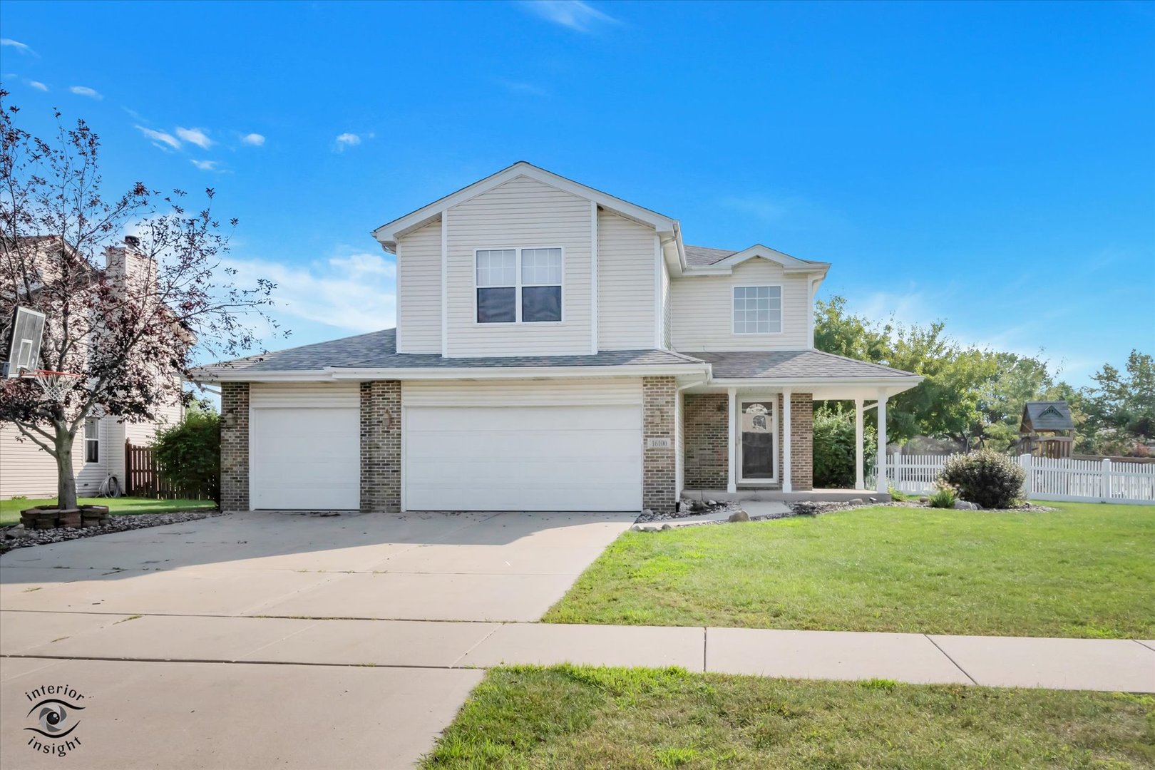 16100 Carlow Circle Property Photo 1