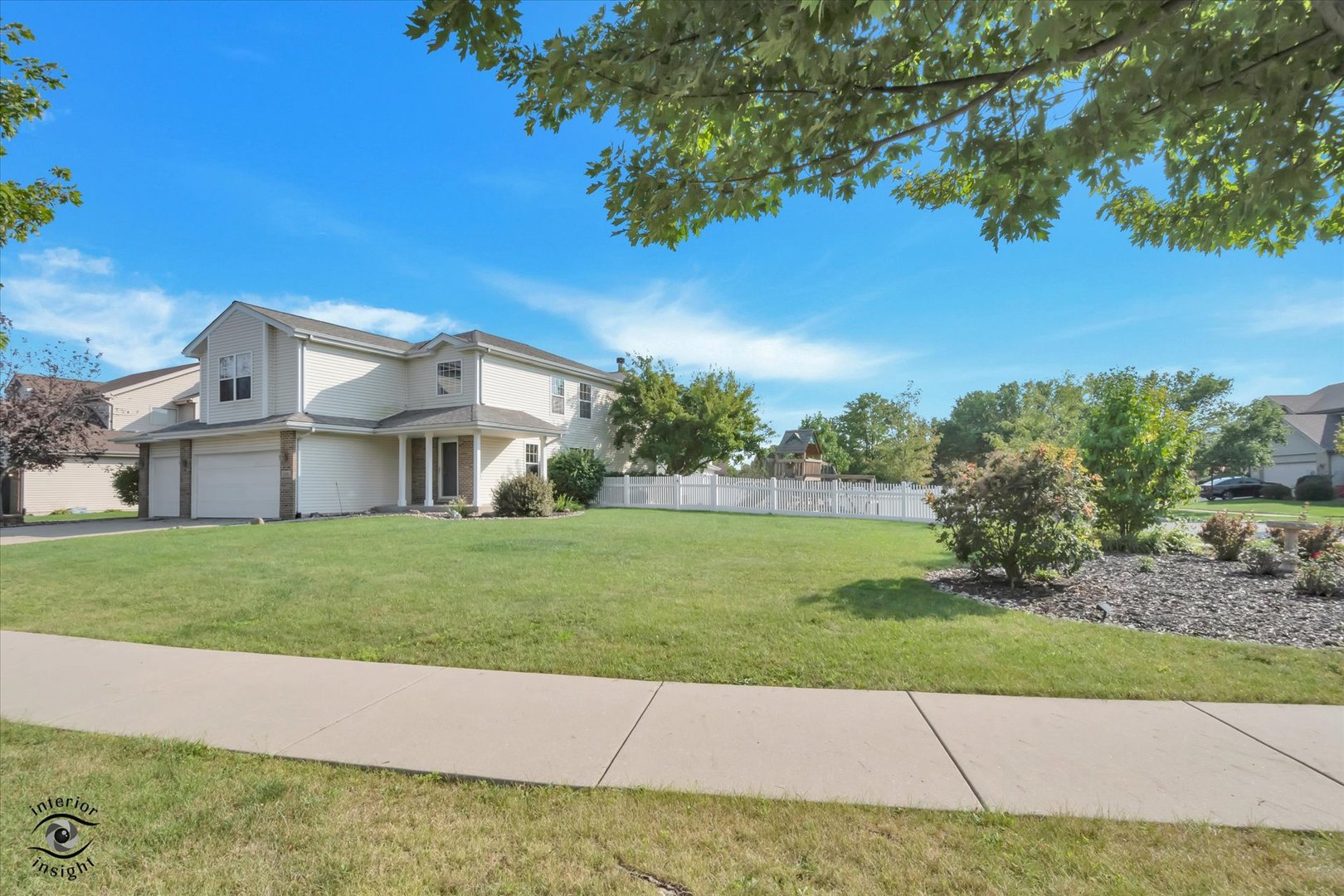 16100 Carlow Circle Property Photo 3