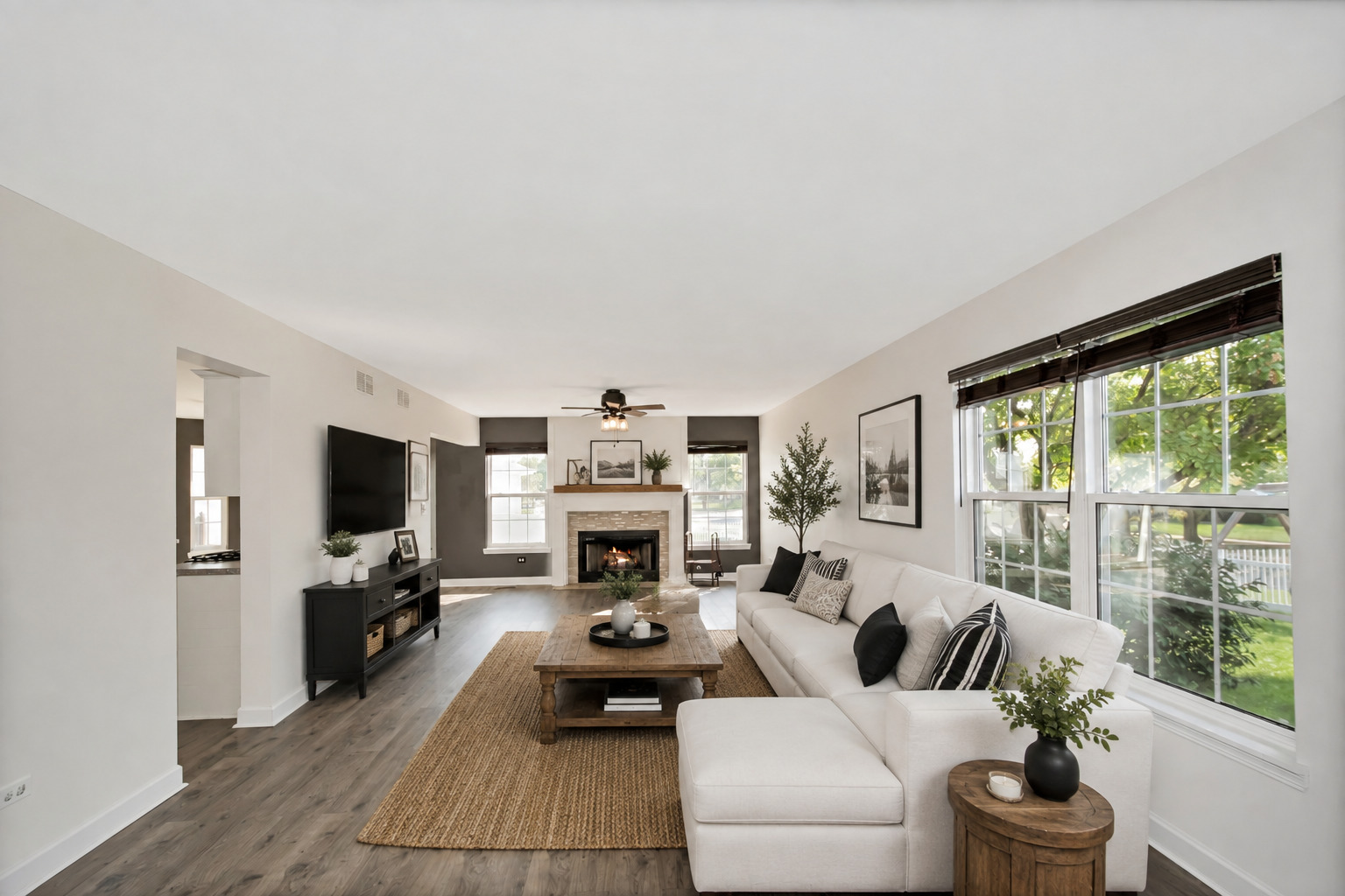 16100 Carlow Circle Property Photo 5