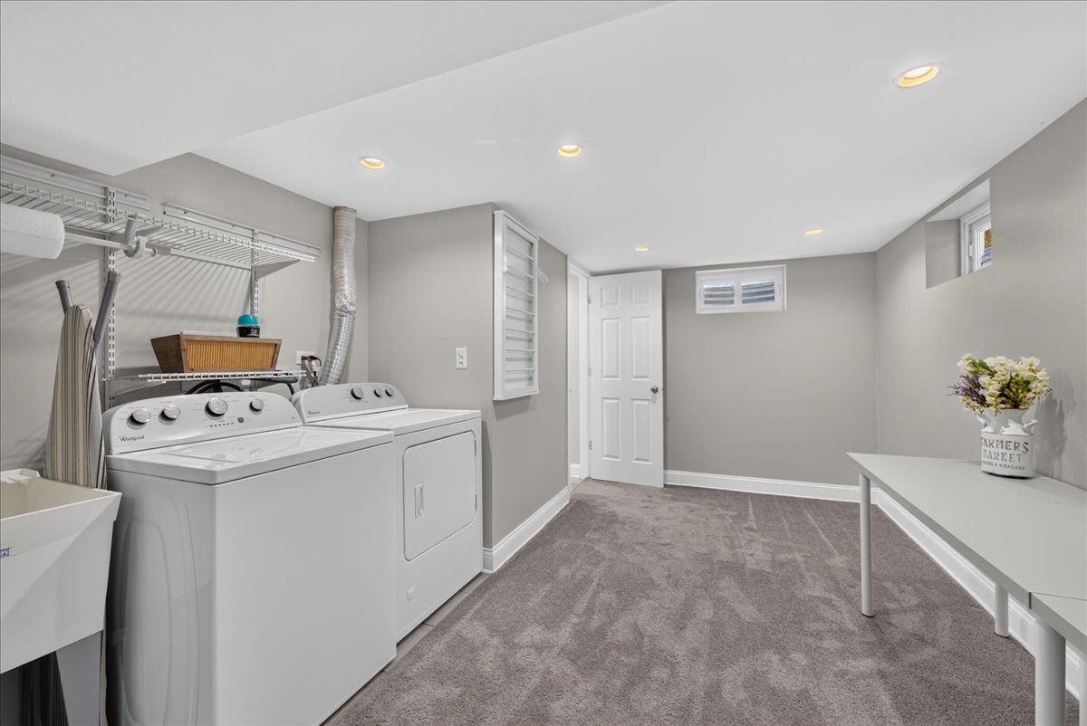 2921 Everglade Avenue Property Photo 18