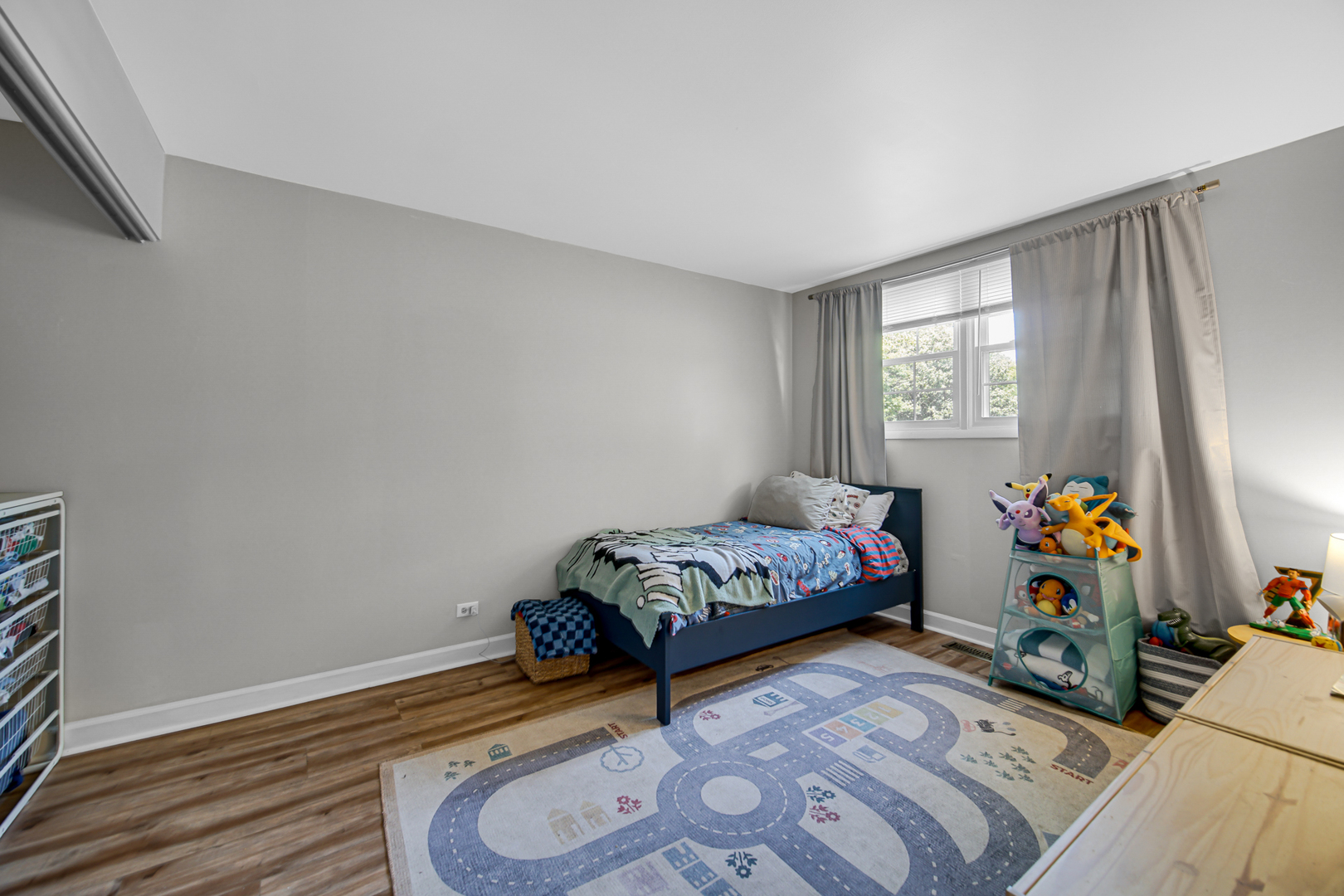 3010 N Kennicott Avenue Property Photo 15