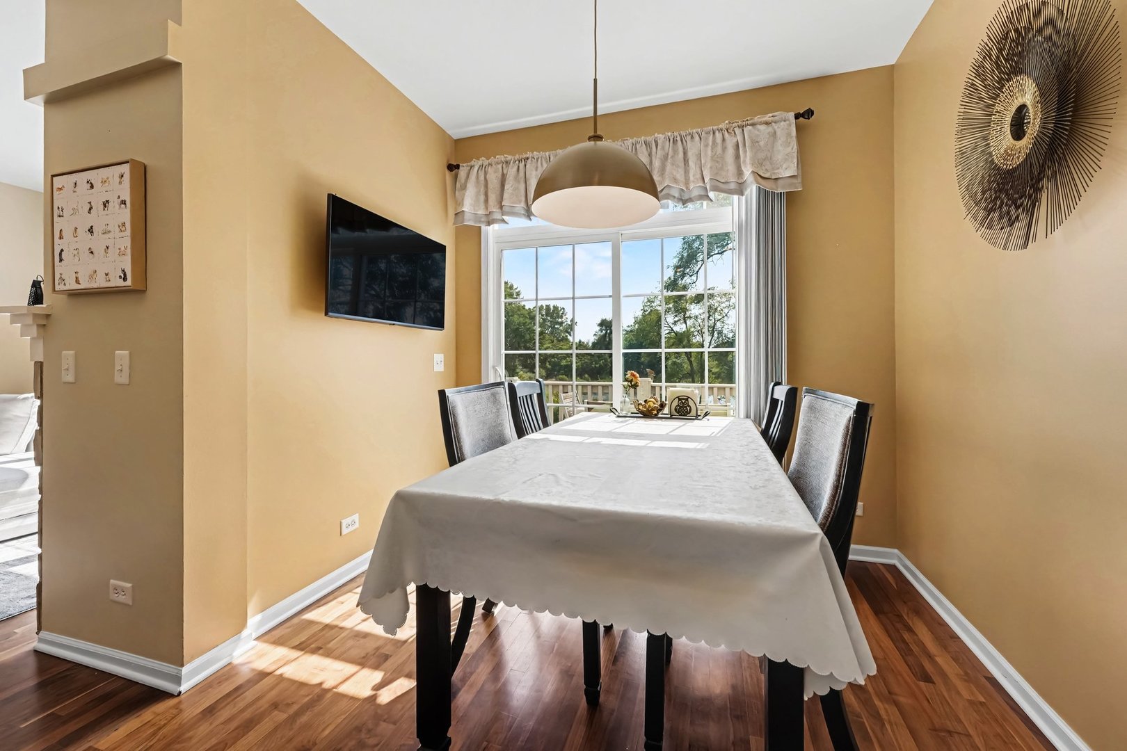 469 Bay Tree Circle Property Photo 9