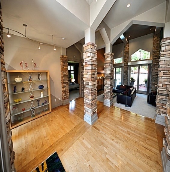#2 Kingridge Drive Property Photo 4