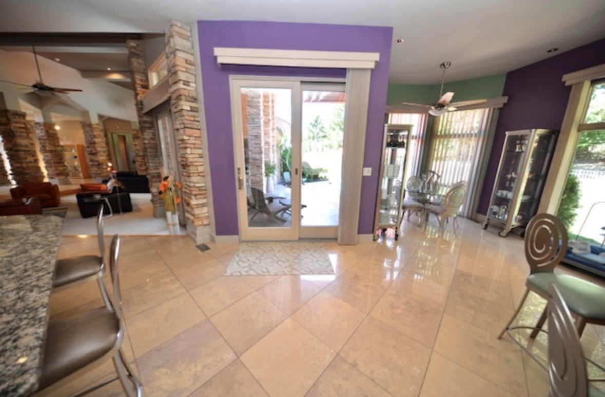 #2 Kingridge Drive Property Photo 17