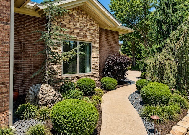 #2 Kingridge Drive Property Photo 52