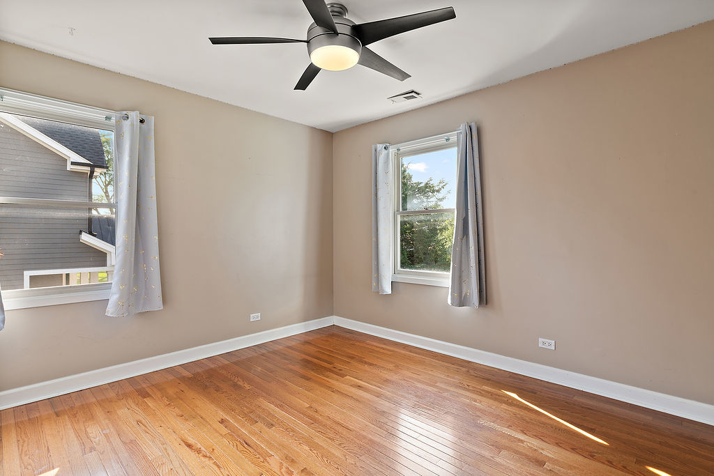 2220 Scott Road Property Photo 18