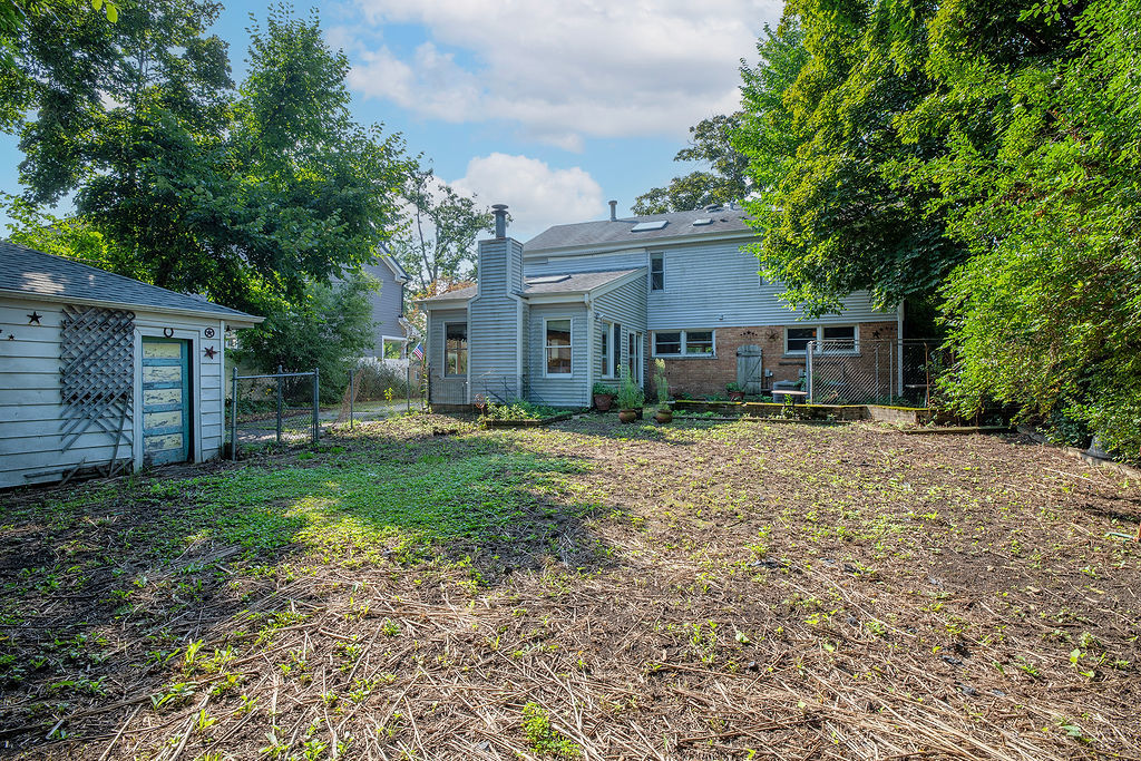 2220 Scott Road Property Photo 21