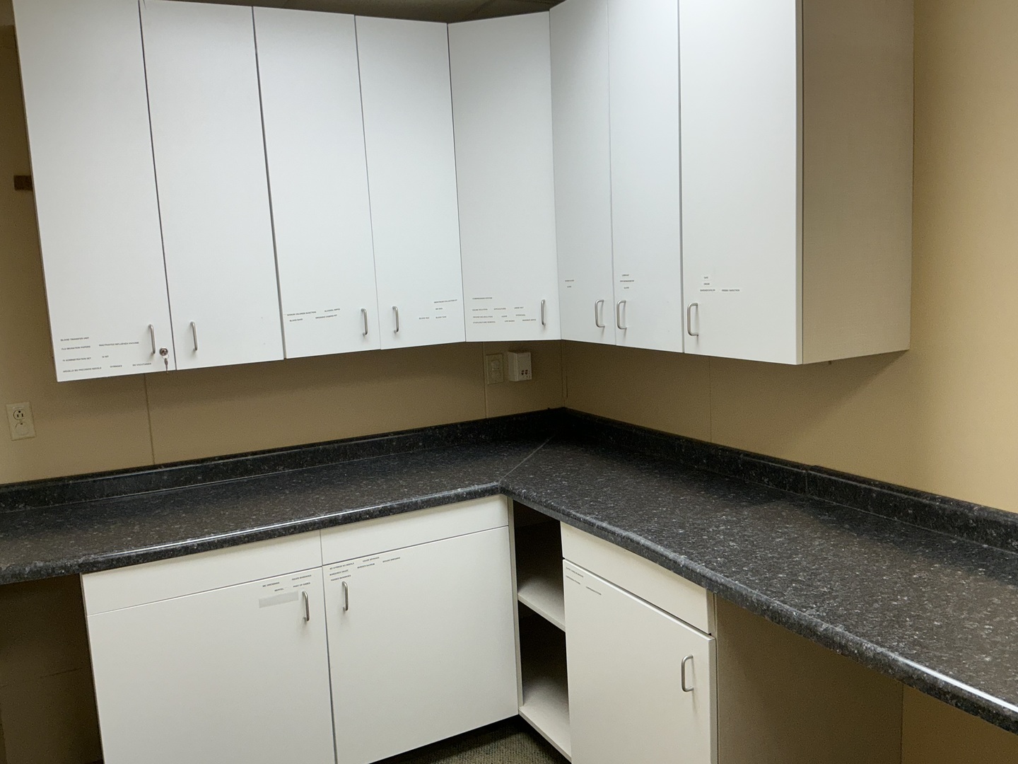 106 N East Street Property Photo 6