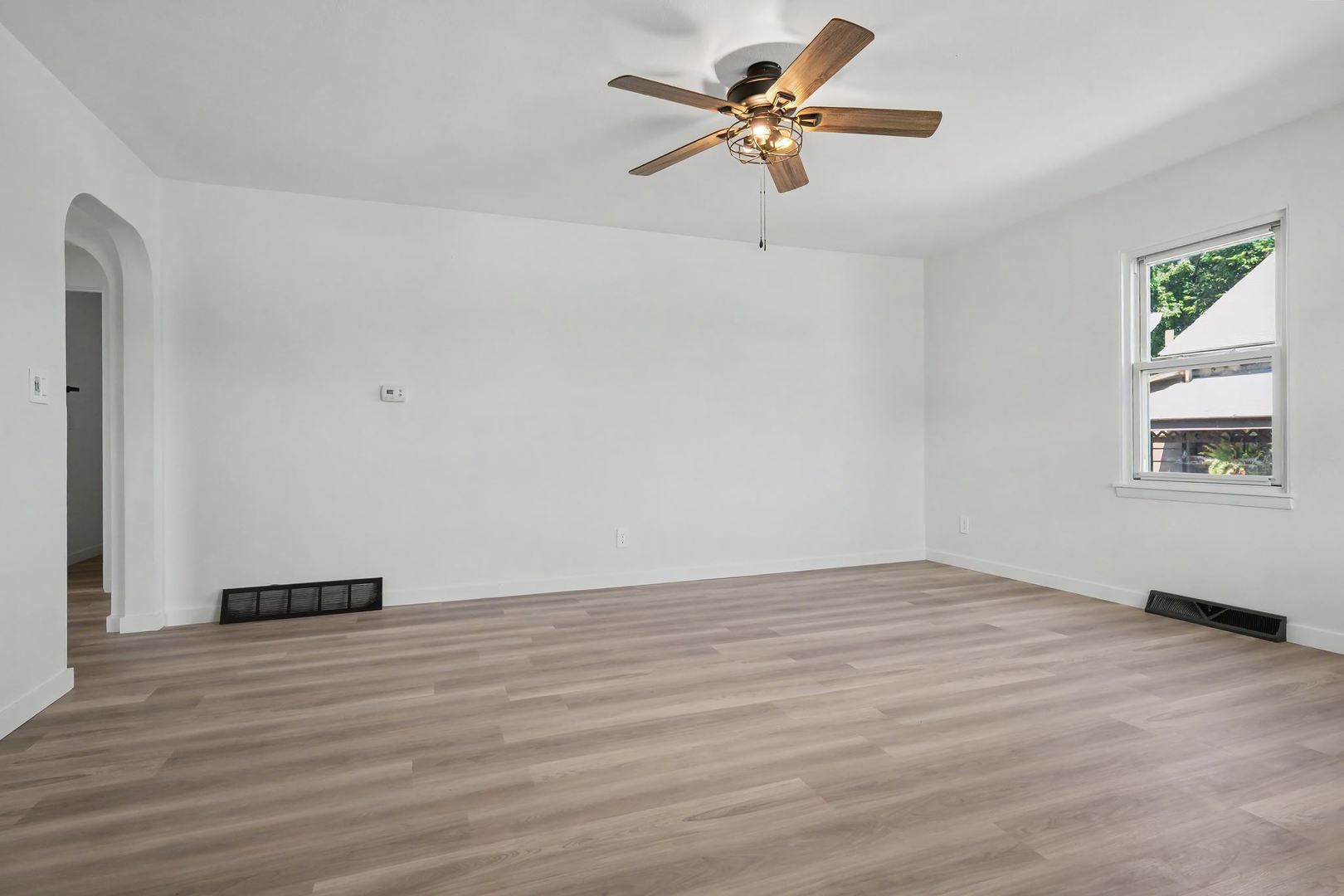 1322 N Mason Street Property Photo 2