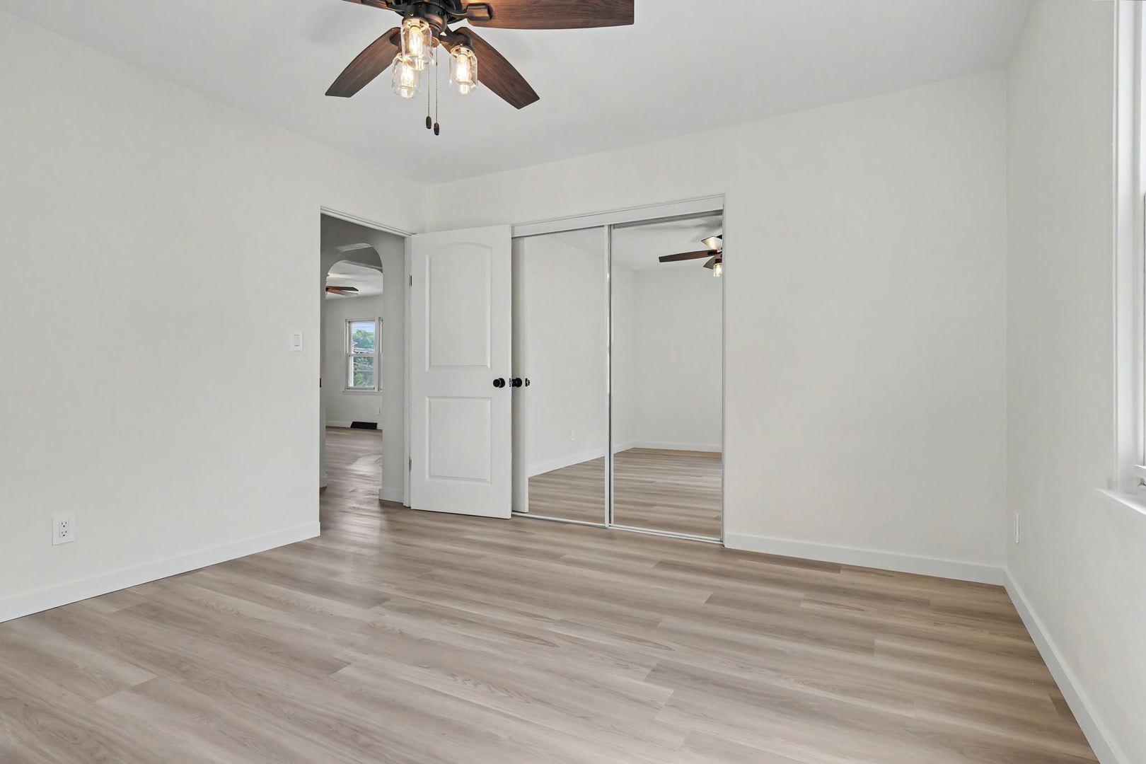 1322 N Mason Street Property Photo 9