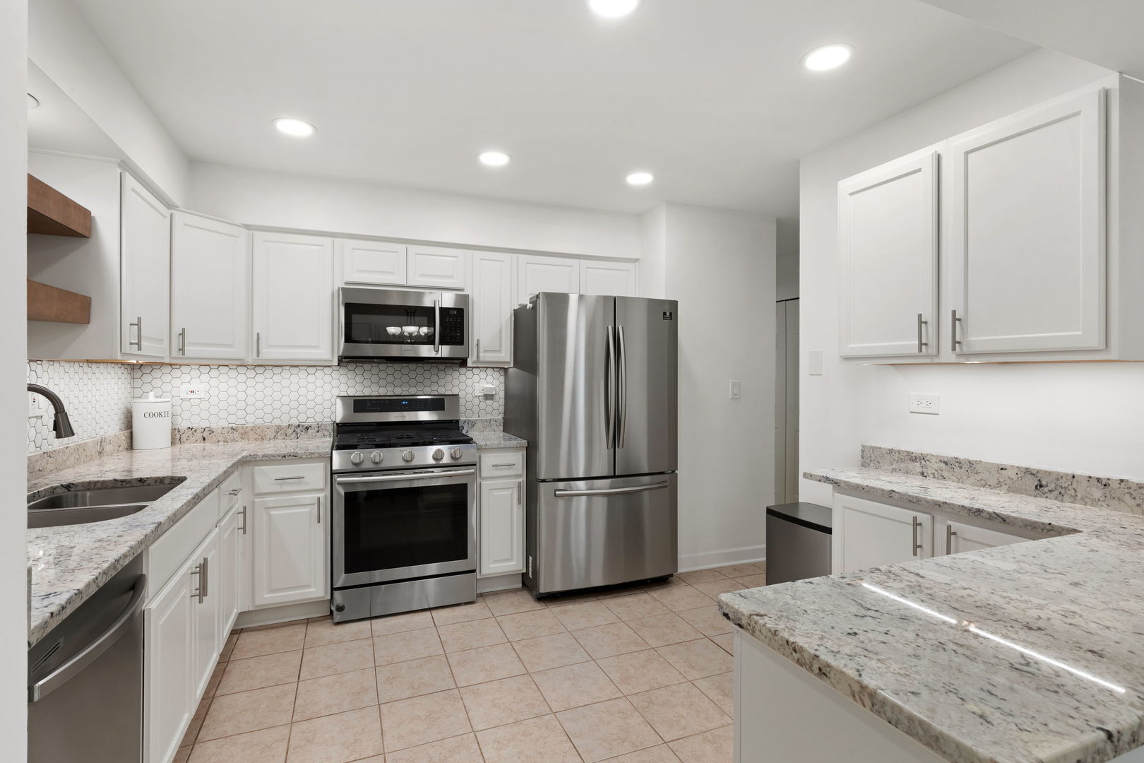 2174 Rob Roy Court Property Photo 9