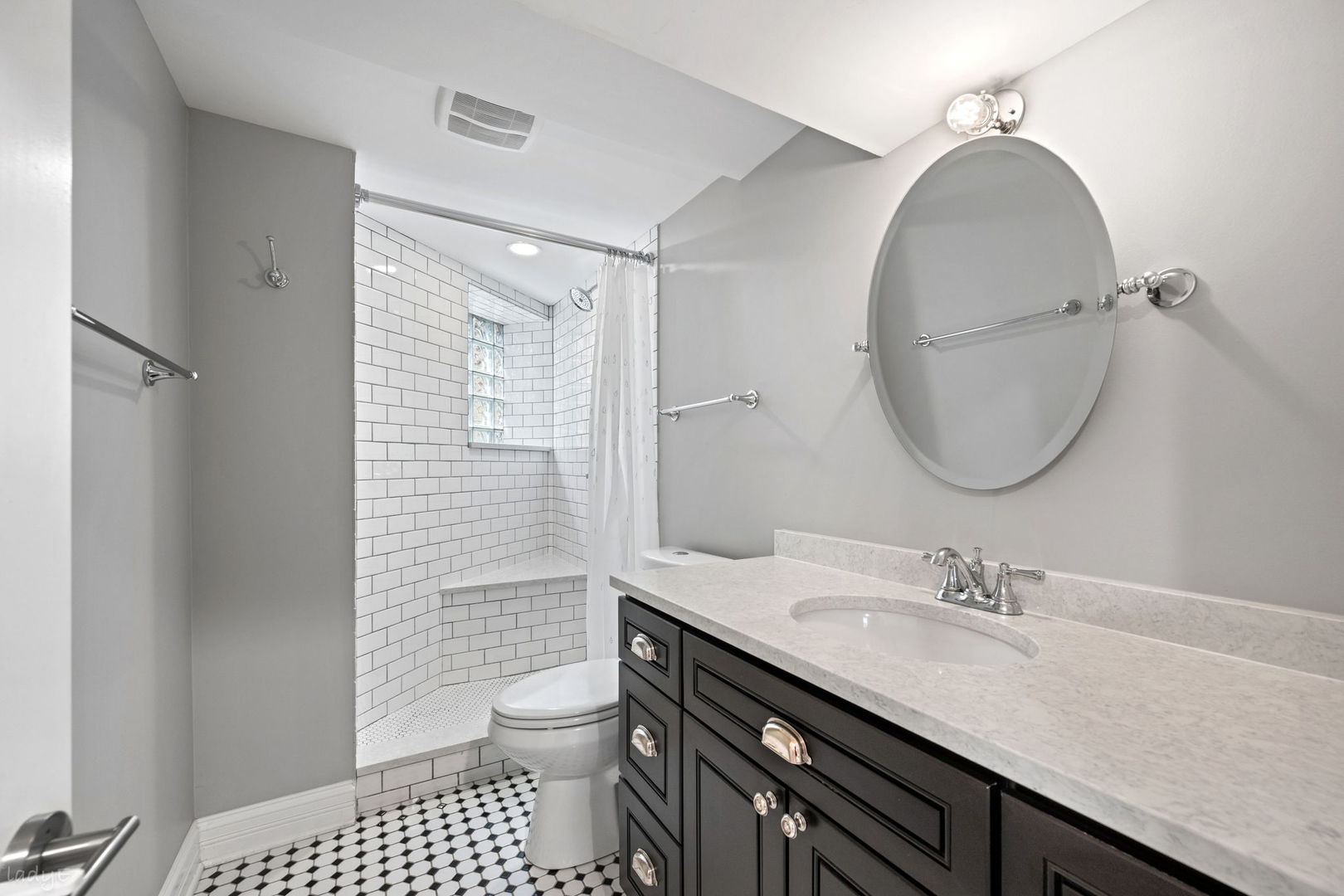 4028 N Central Park Avenue Property Photo 16