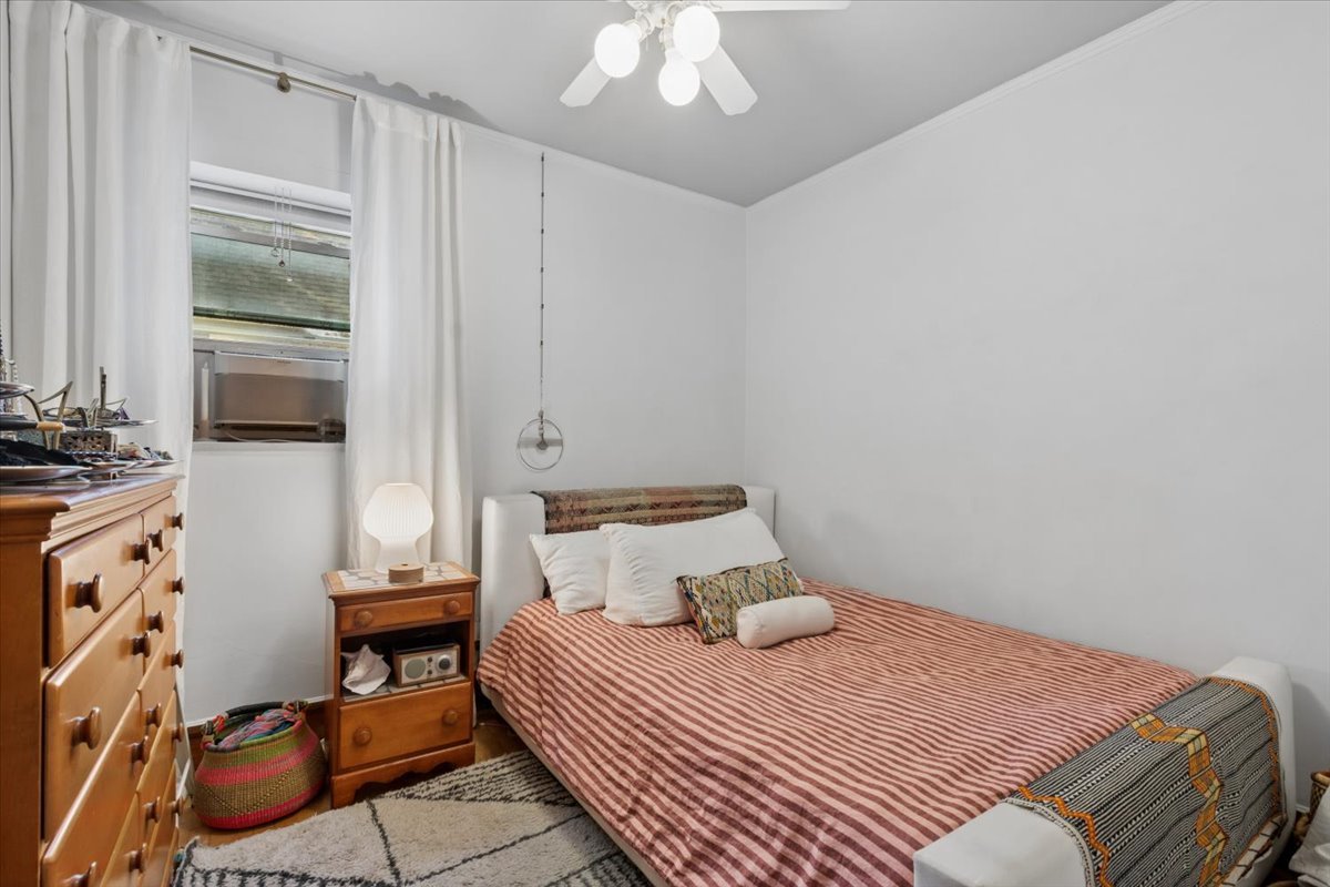 4650 N Hamilton Avenue Property Photo 19