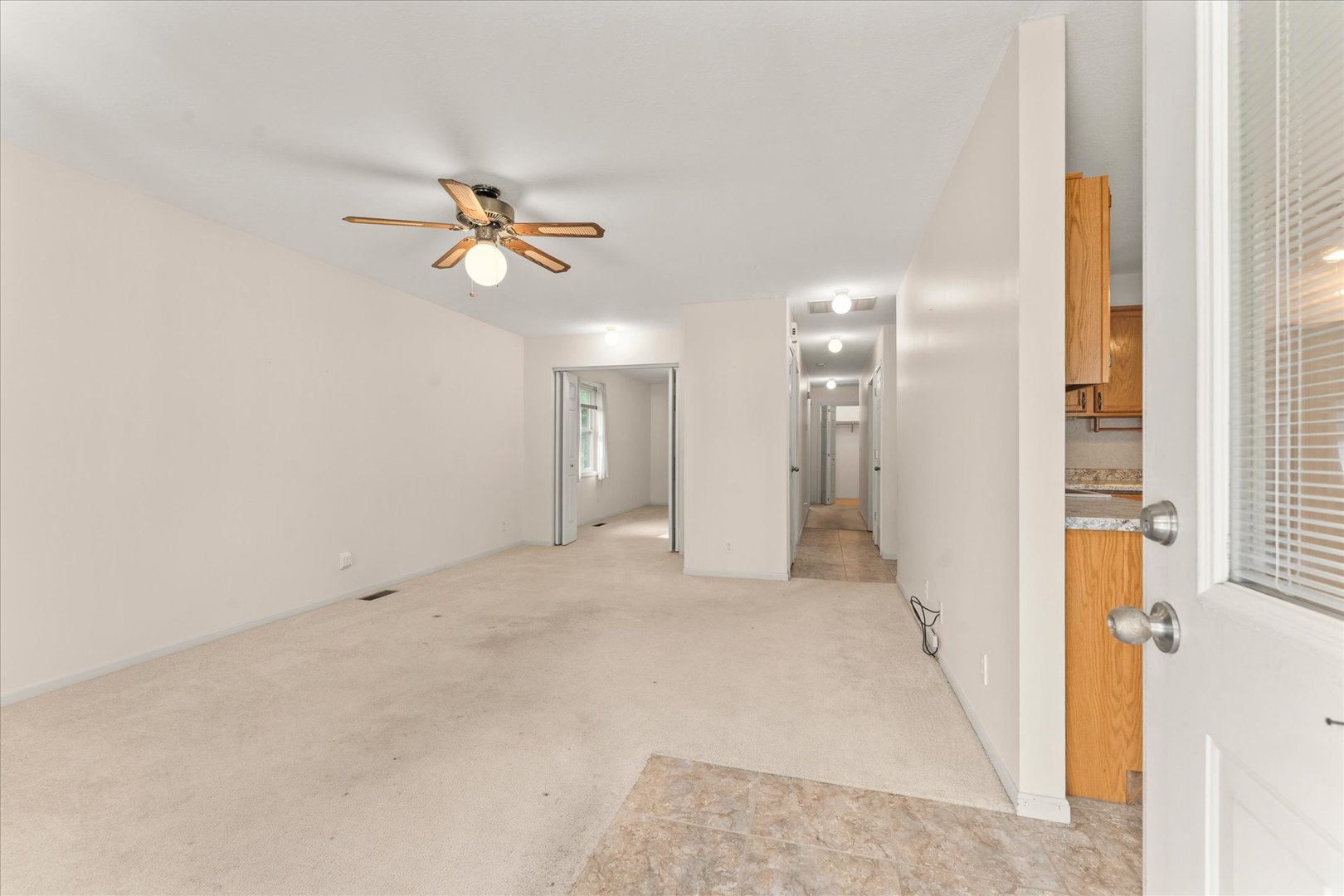 915 E Grant Street Property Photo 3