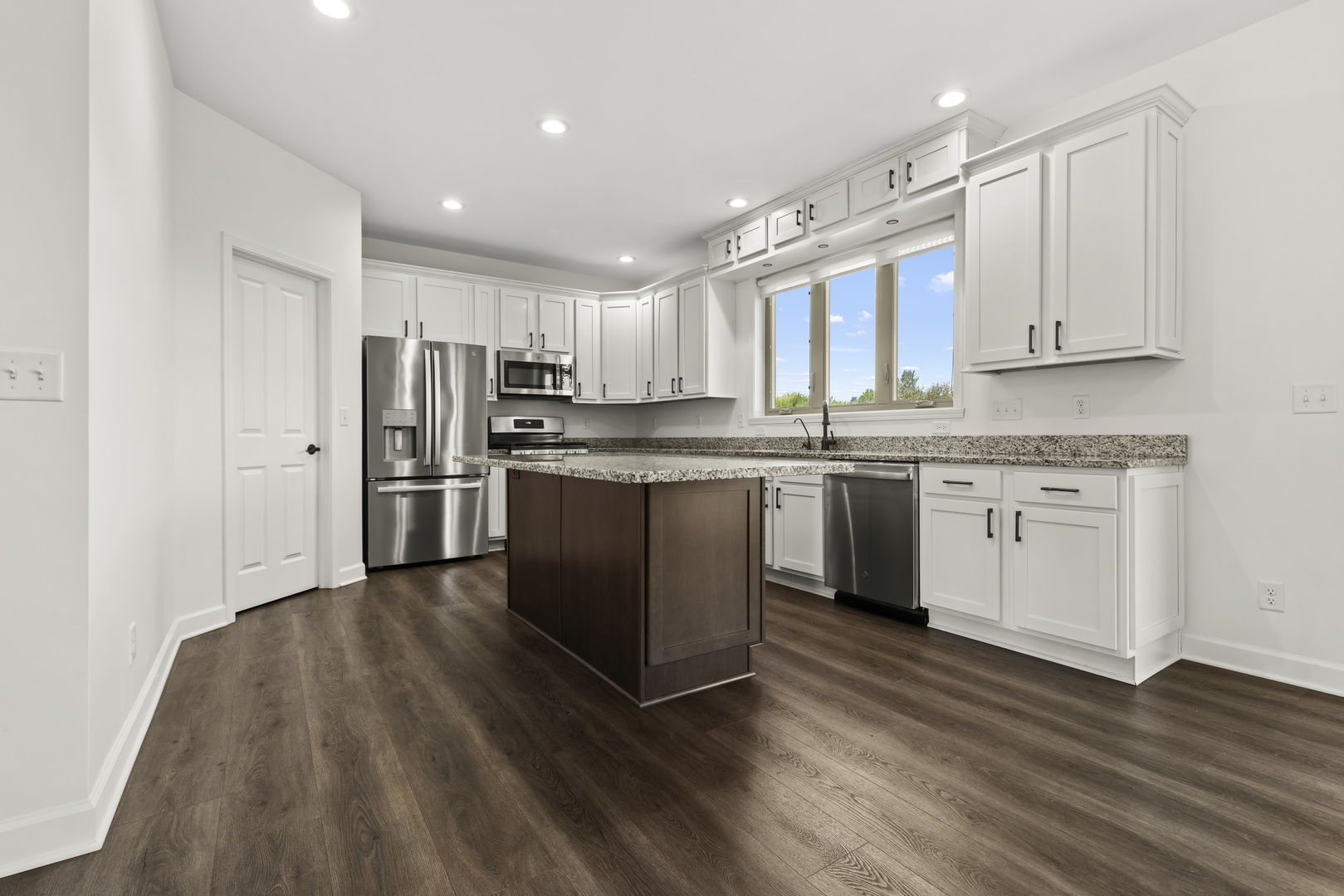 296 Club House Drive Property Photo 10