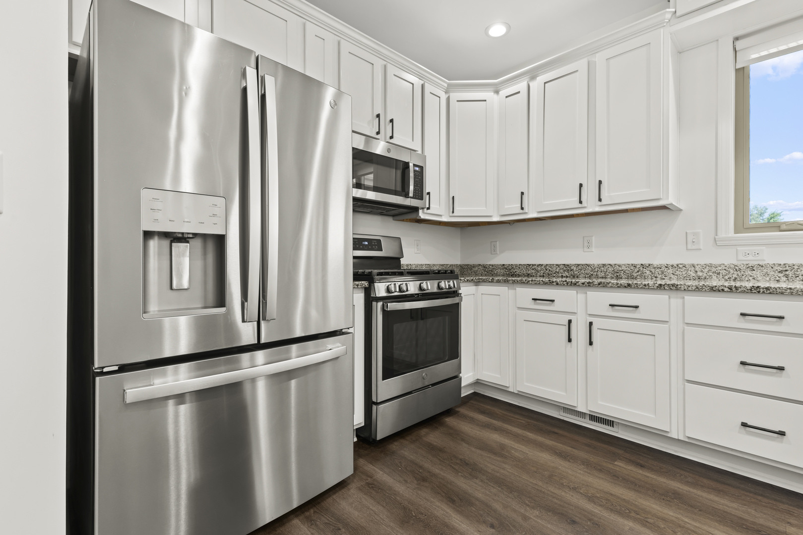 296 Club House Drive Property Photo 12