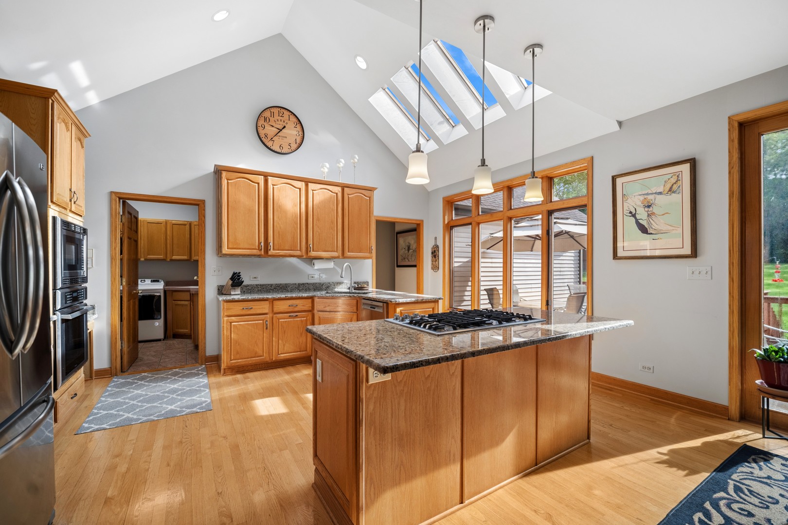 12749215 Property Photo 6